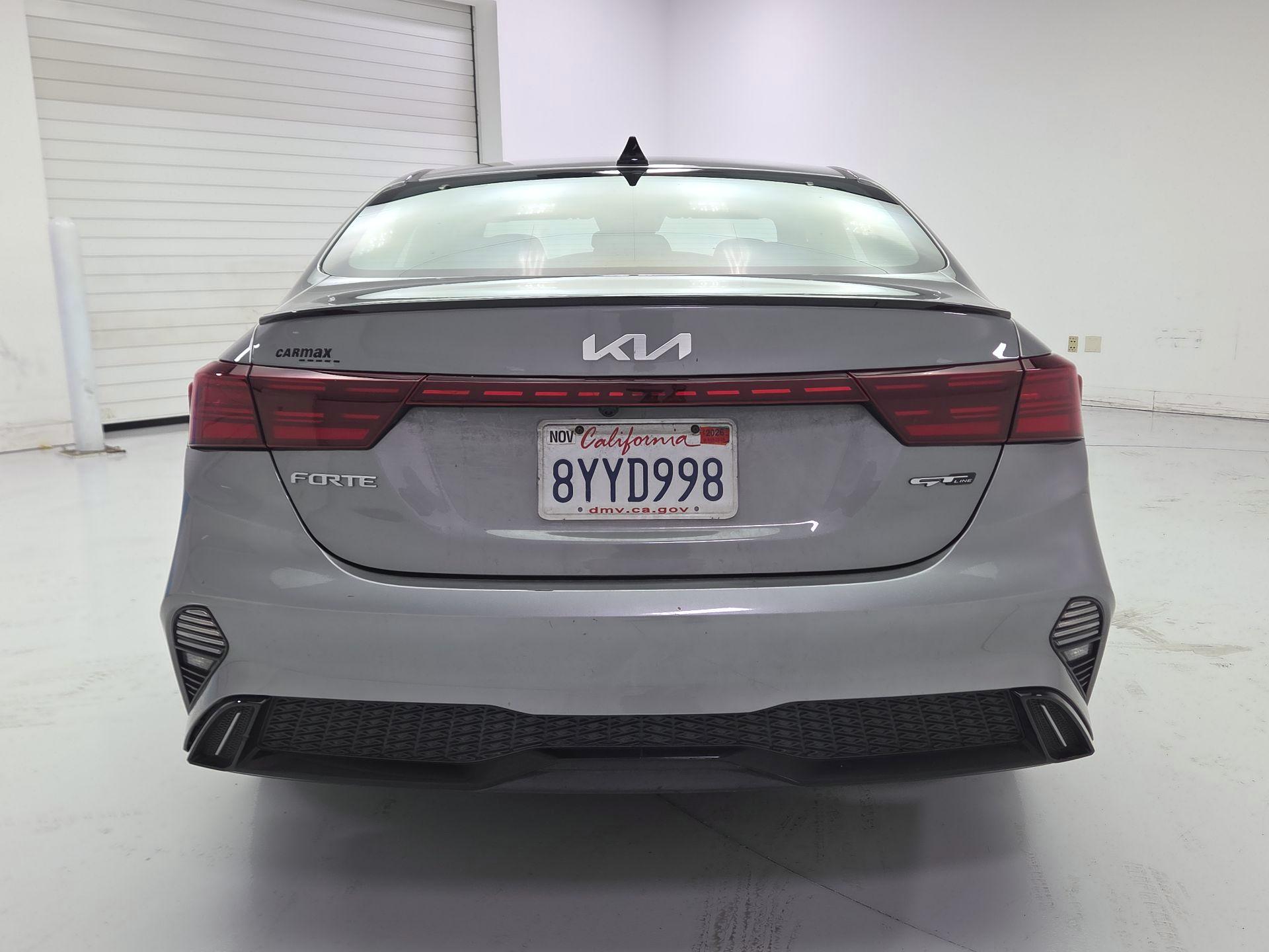 Thumbnail: 2022 Kia Forte - 6