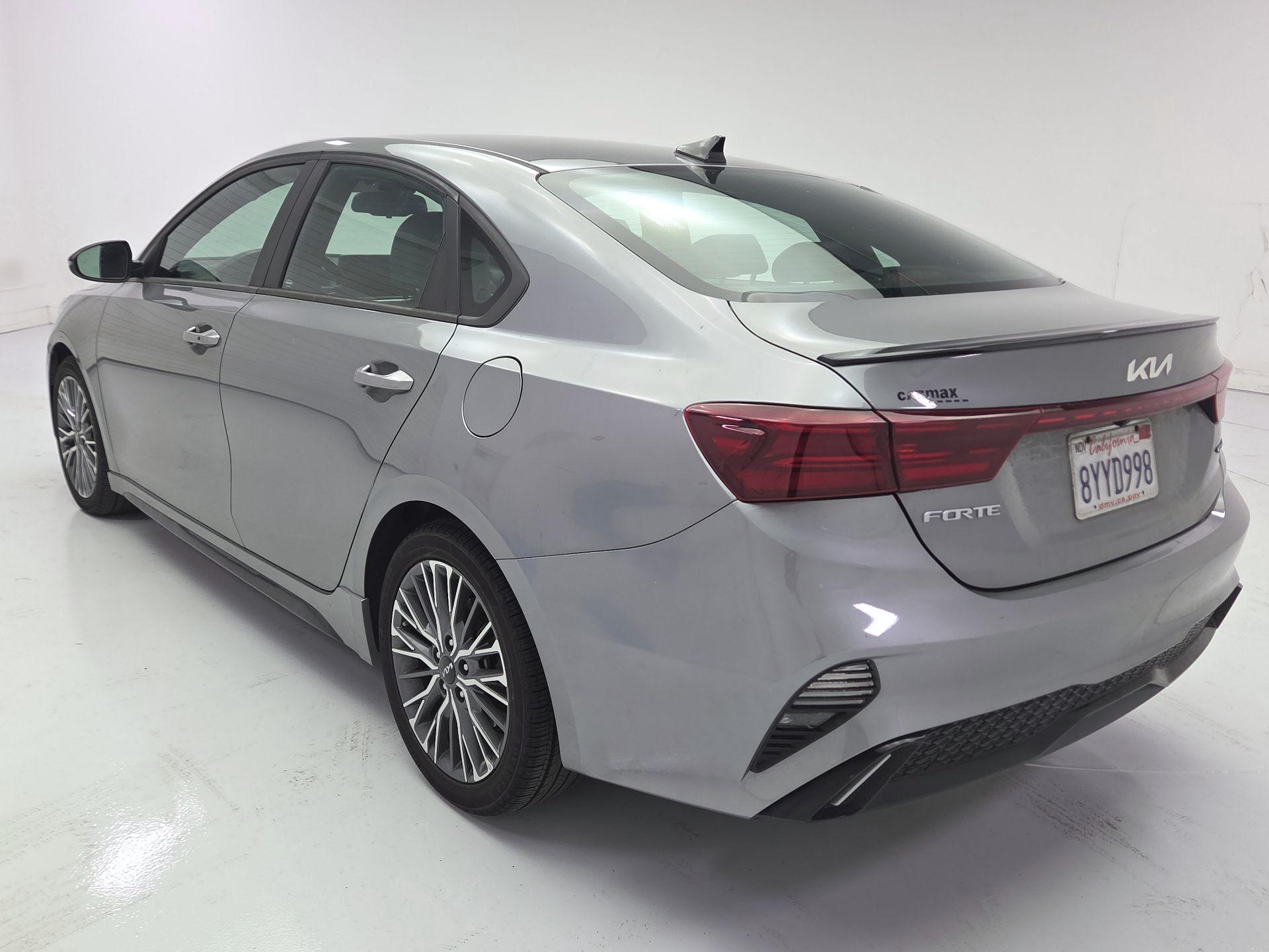 Thumbnail: 2022 Kia Forte - 7