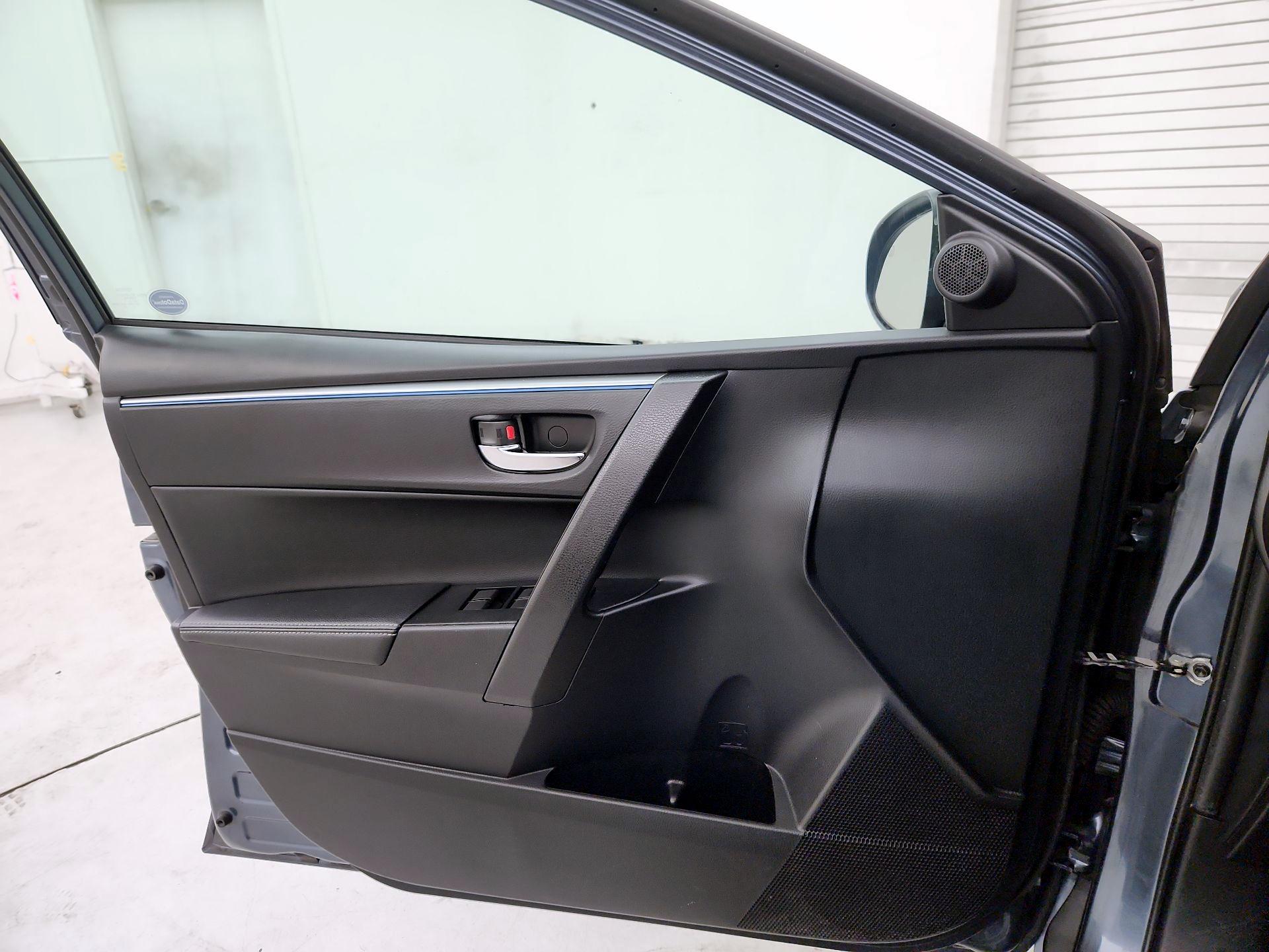 Thumbnail: 2016 Toyota Corolla - 12