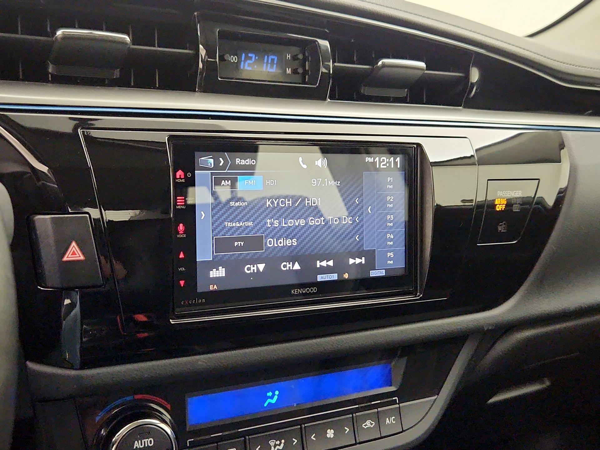 Thumbnail: 2016 Toyota Corolla - 15