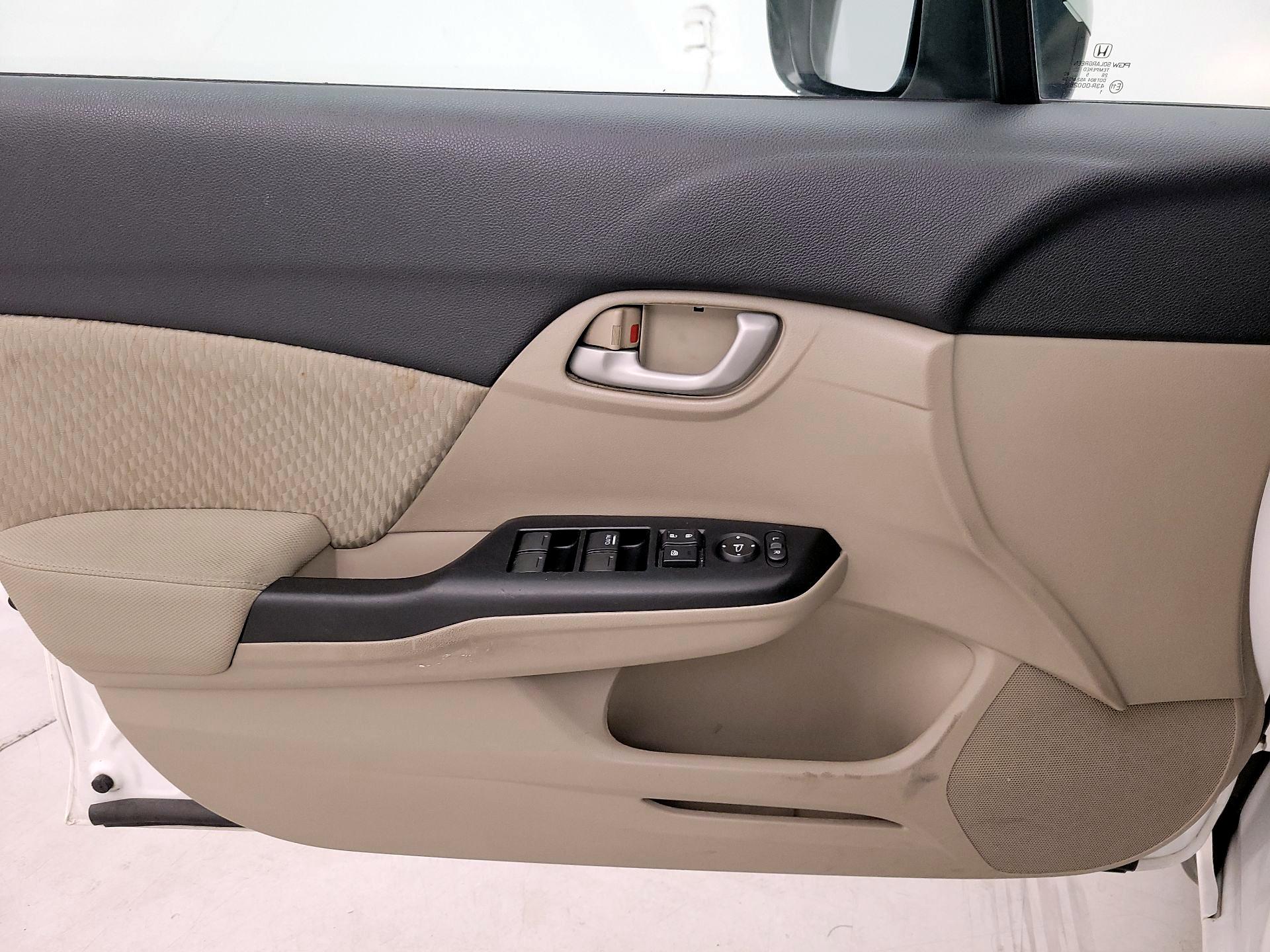 Thumbnail: 2015 Honda Civic - 12
