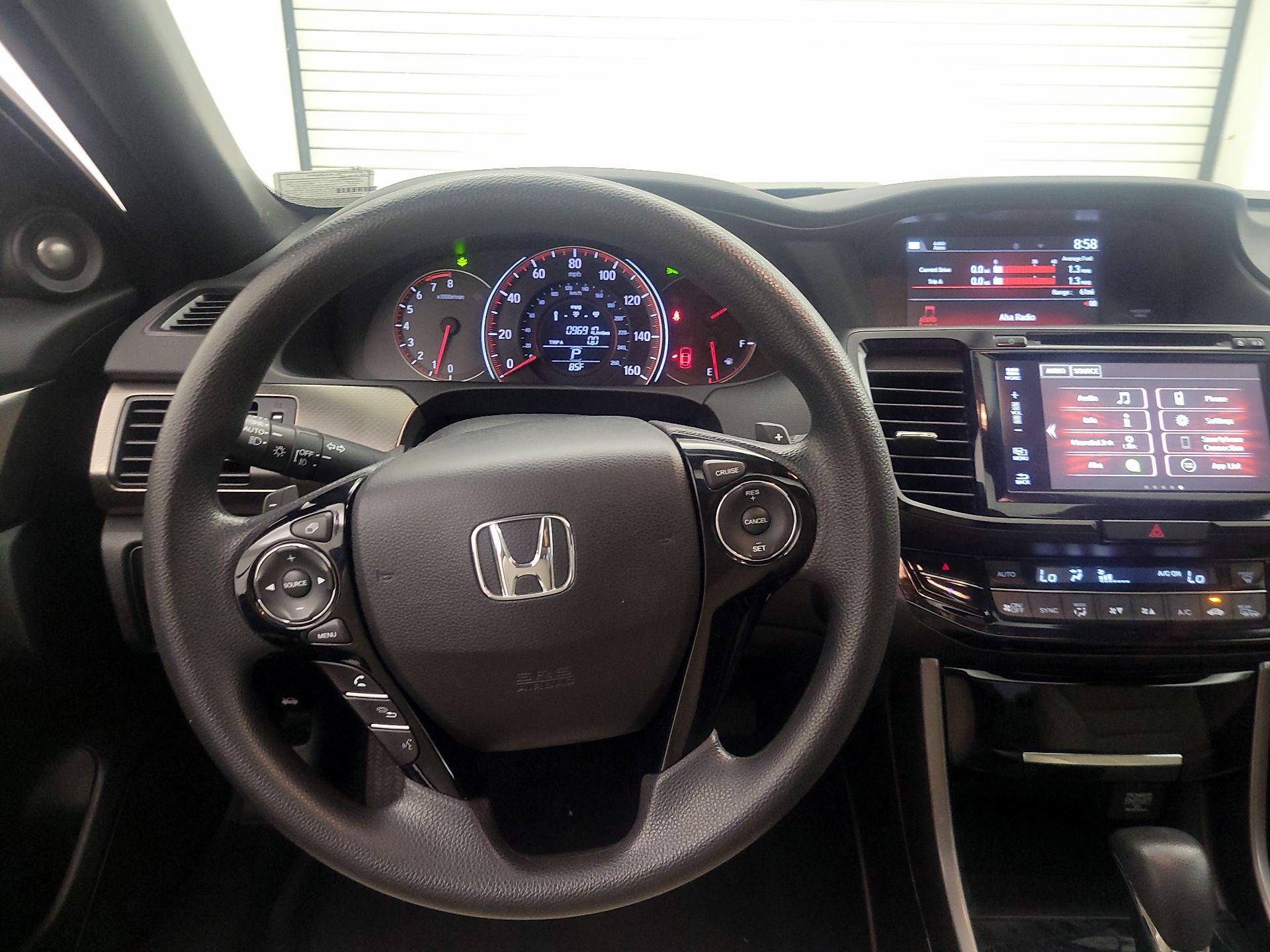 Thumbnail: 2016 Honda Accord - 10