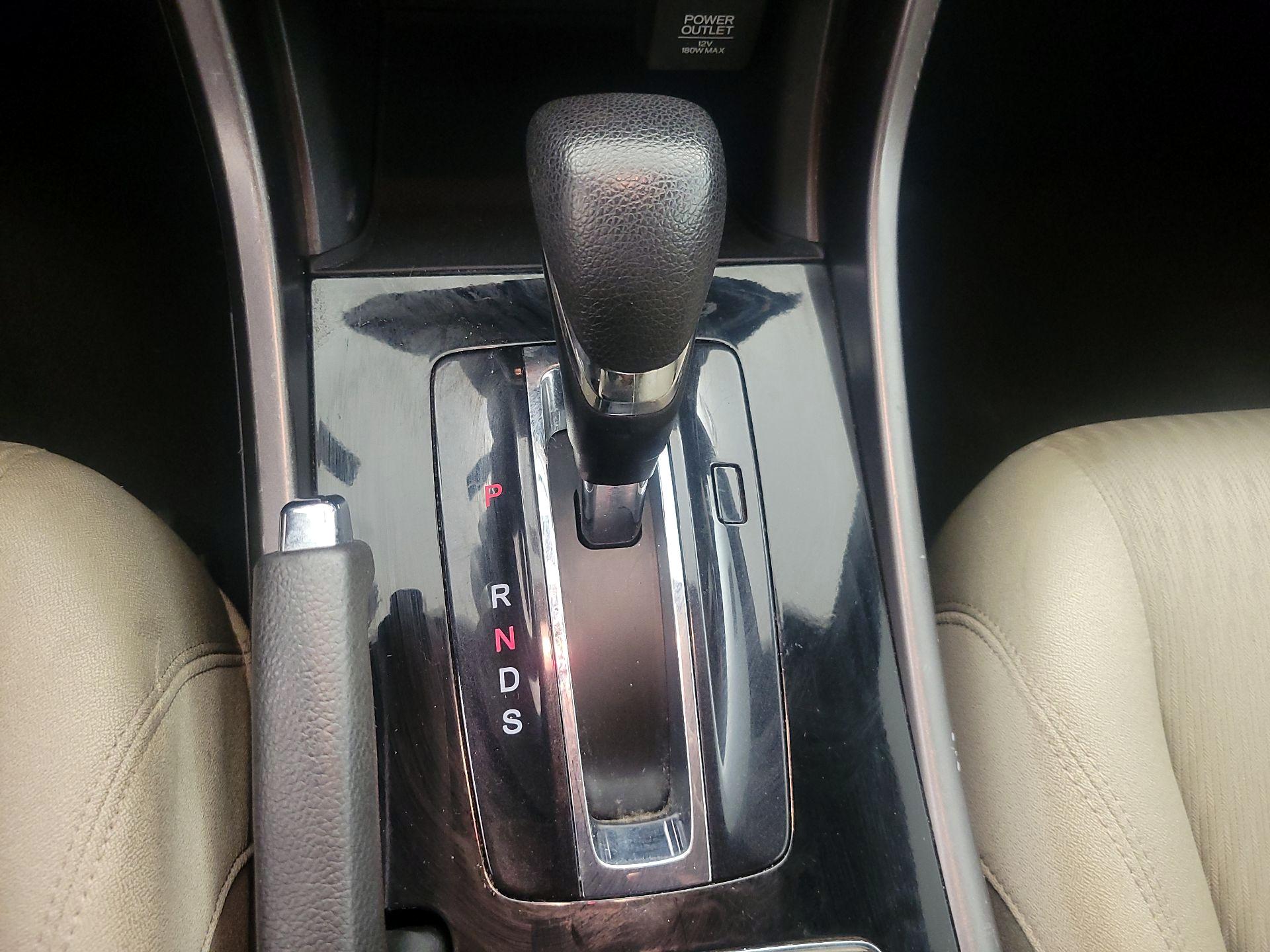 Thumbnail: 2016 Honda Accord - 17