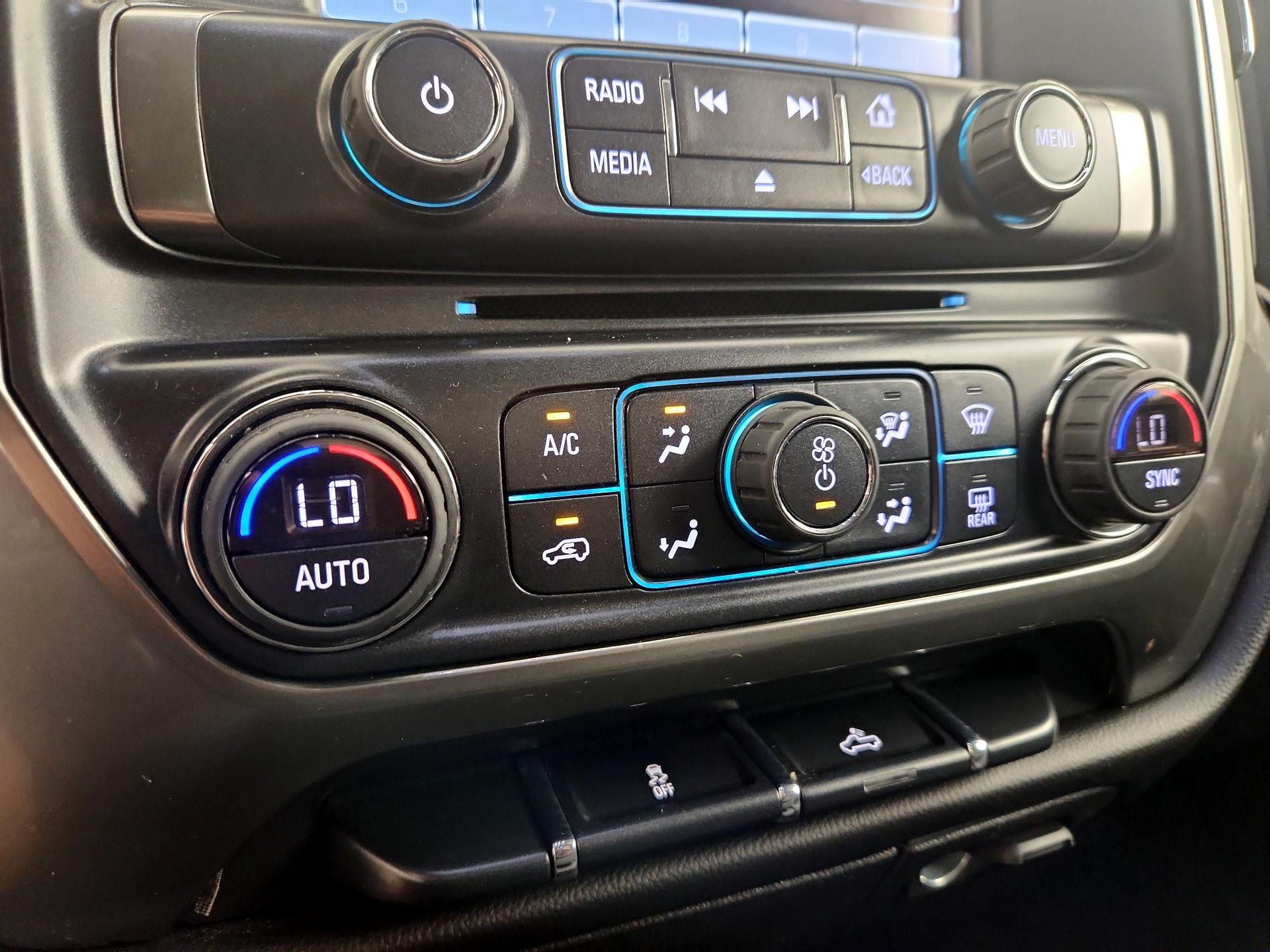 Thumbnail: 2019 Chevrolet Silverado 1500 - 16