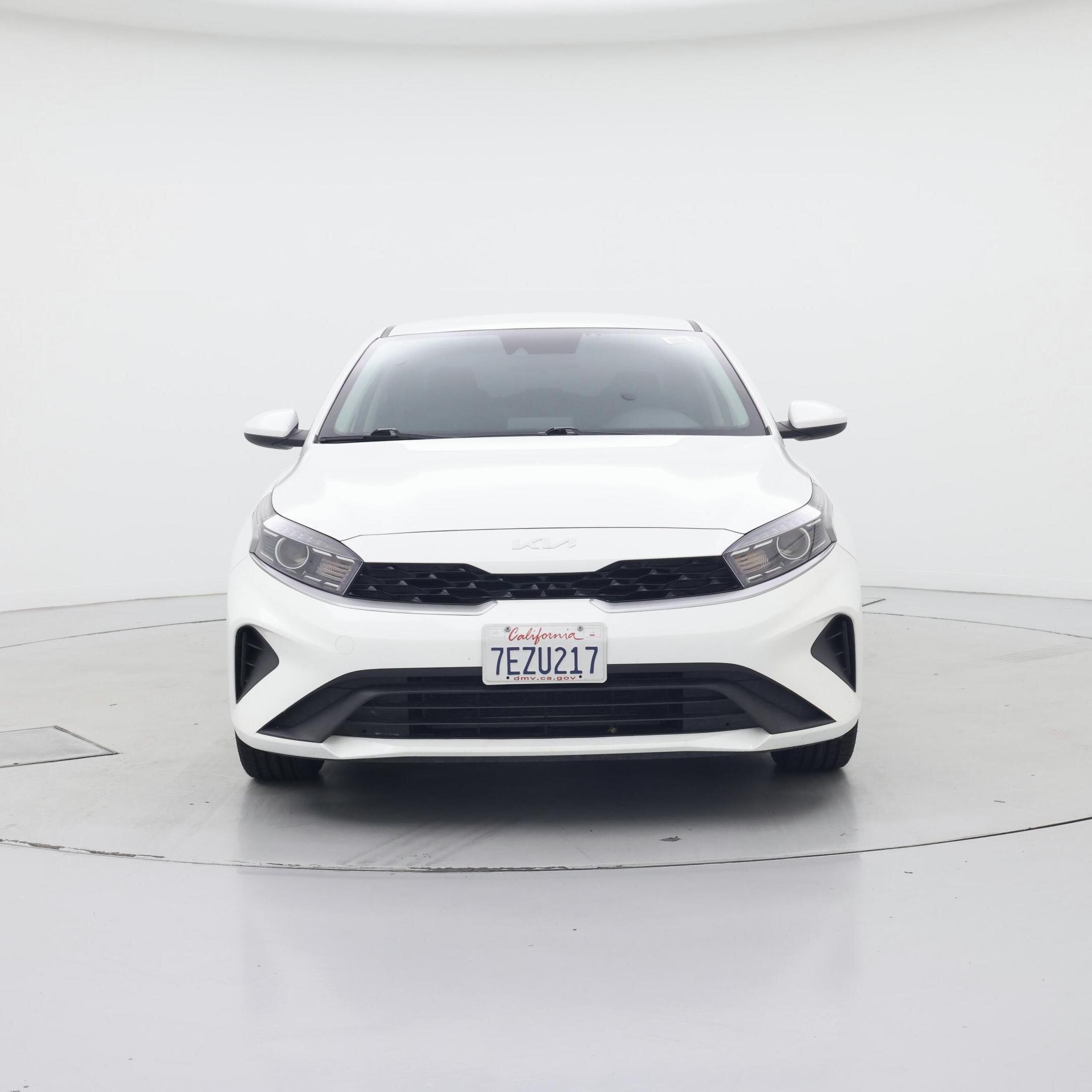 Thumbnail: 2023 Kia Forte - 5