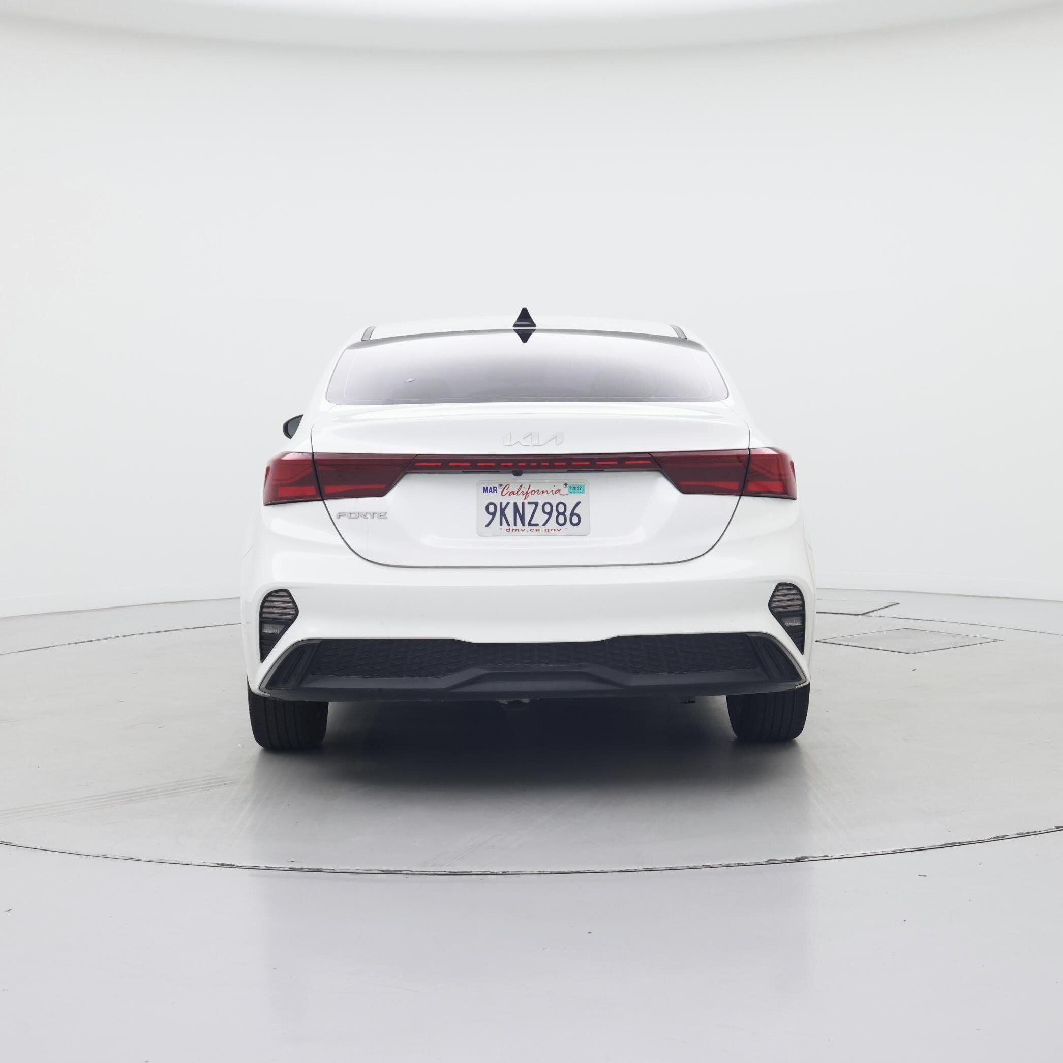 Thumbnail: 2023 Kia Forte - 6