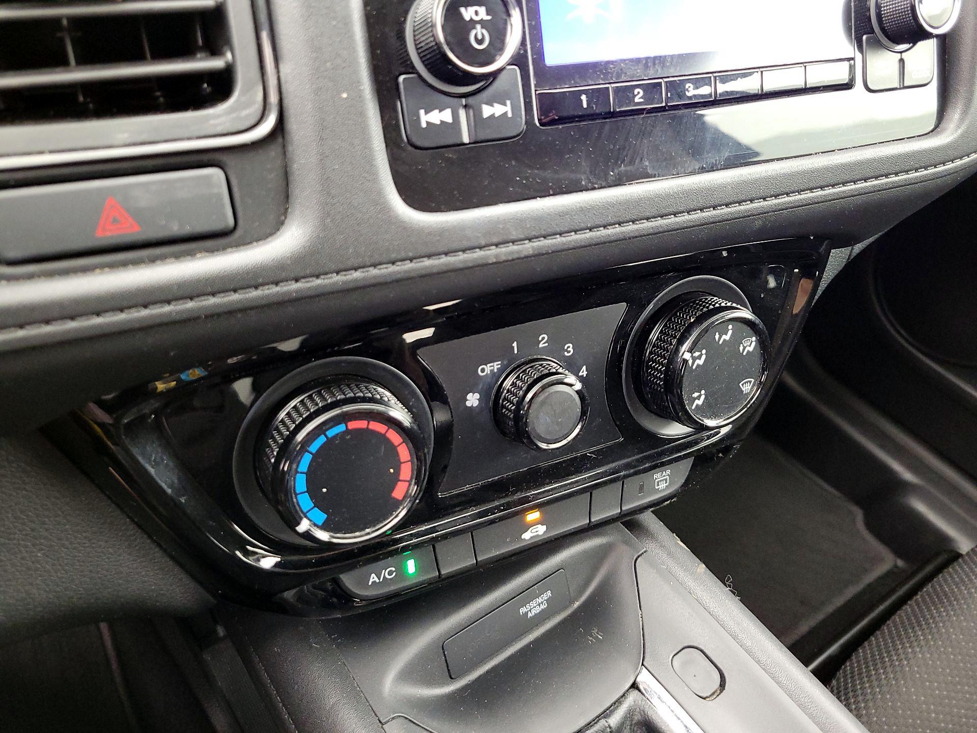 Thumbnail: 2018 Honda HR-V - 16