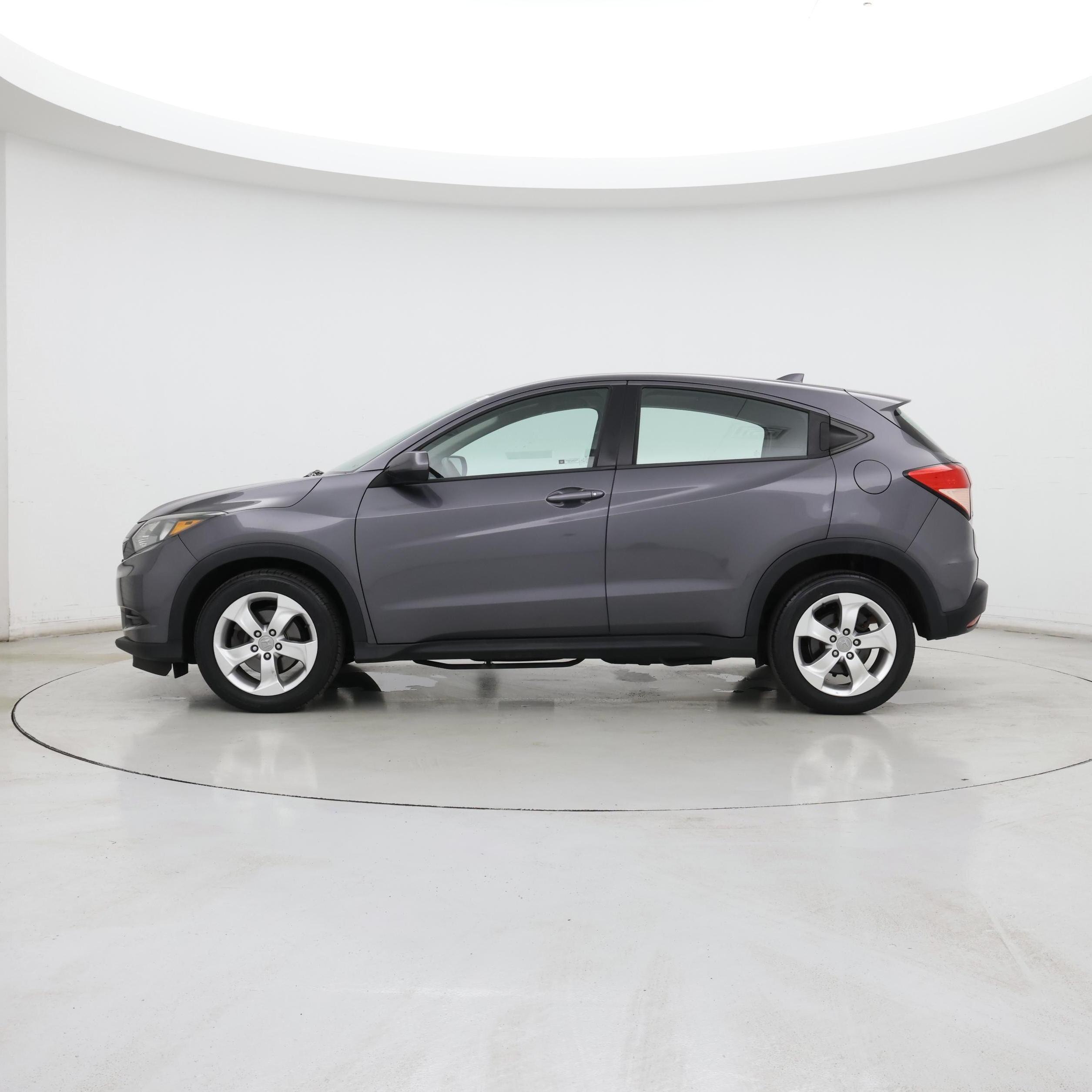 Thumbnail: 2018 Honda HR-V - 3