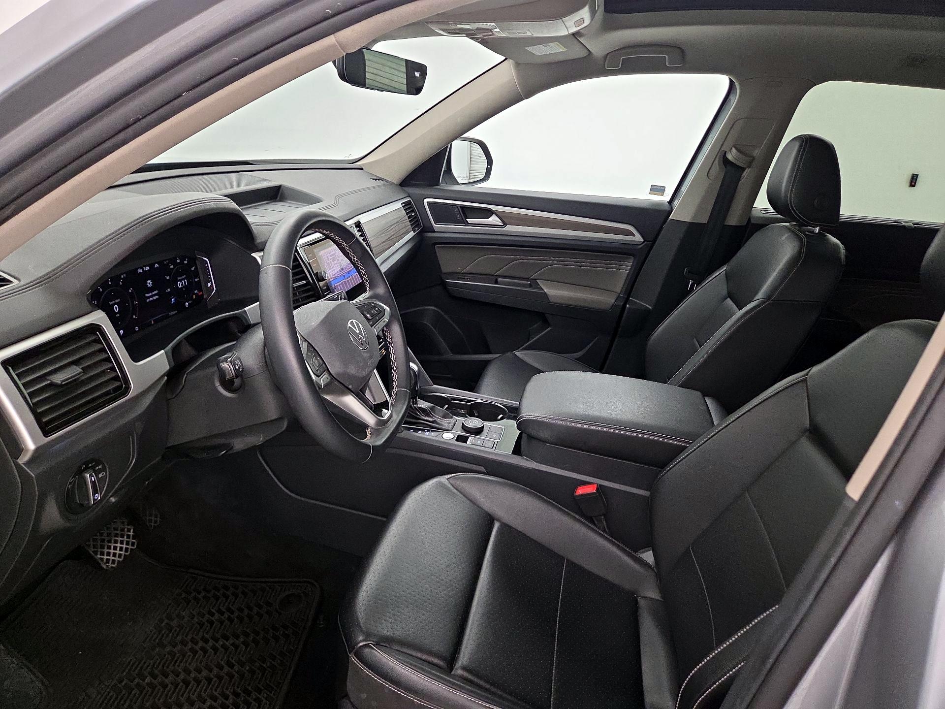 Thumbnail: 2022 Volkswagen Atlas - 11