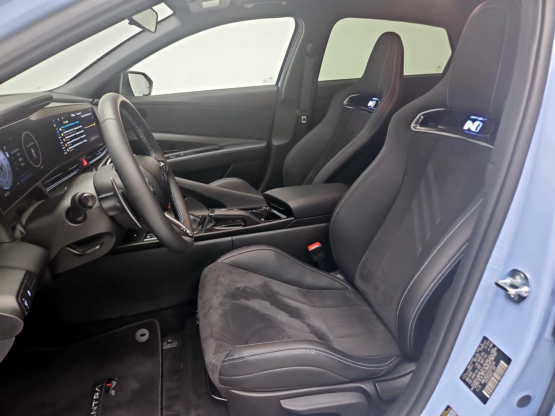 Thumbnail: 2025 Hyundai Elantra - 11