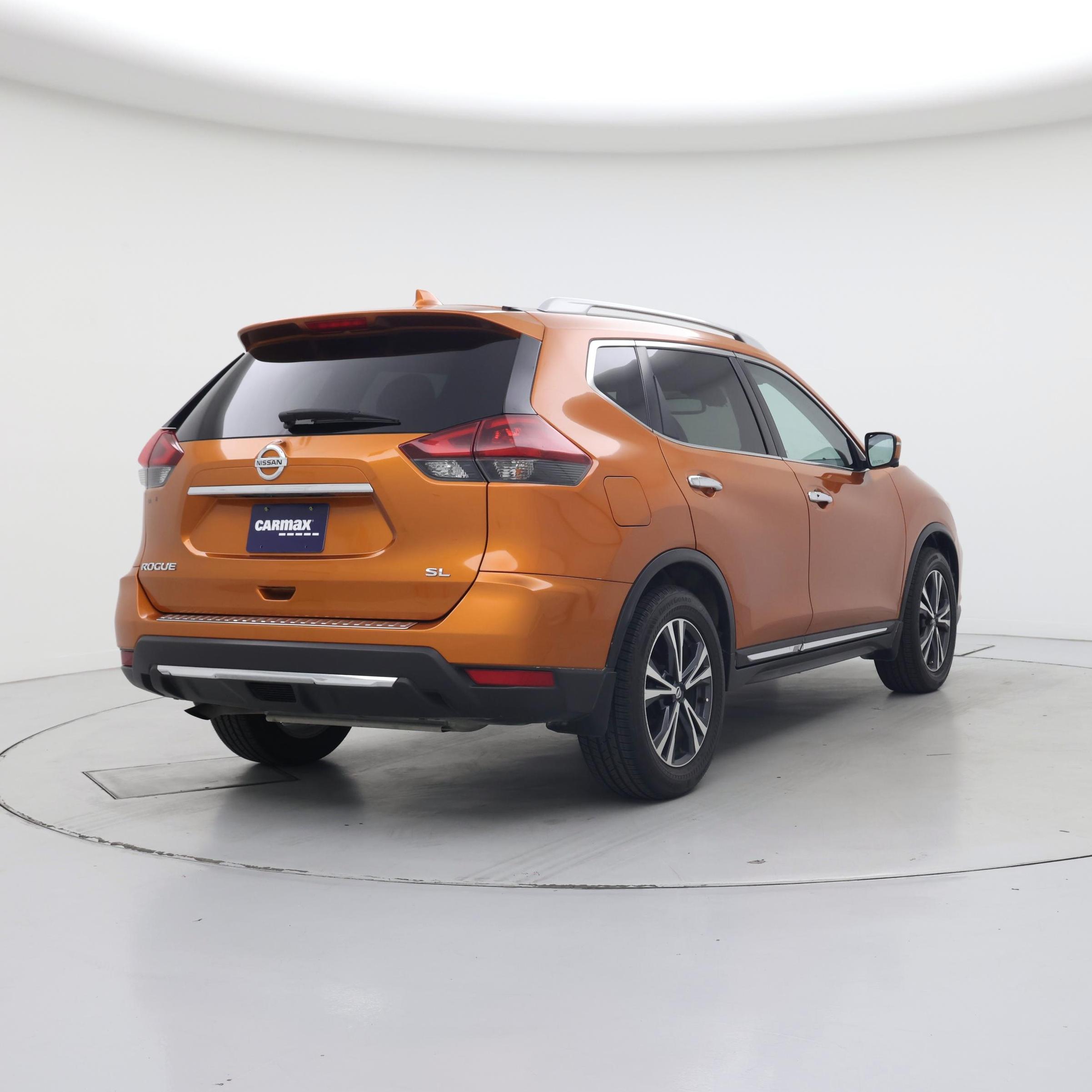Thumbnail: 2018 Nissan Rogue - 8