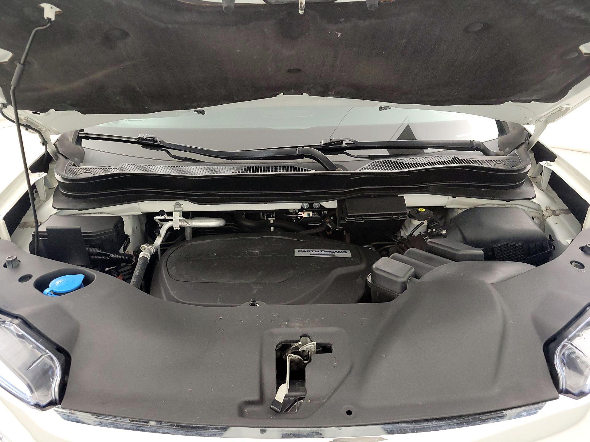 Thumbnail: 2019 Honda Pilot - 19