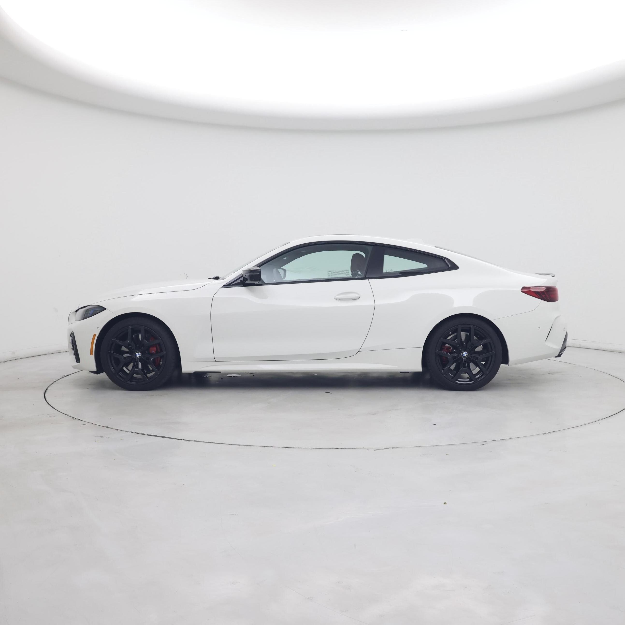 Thumbnail: 2026 BMW 4 Series - 3