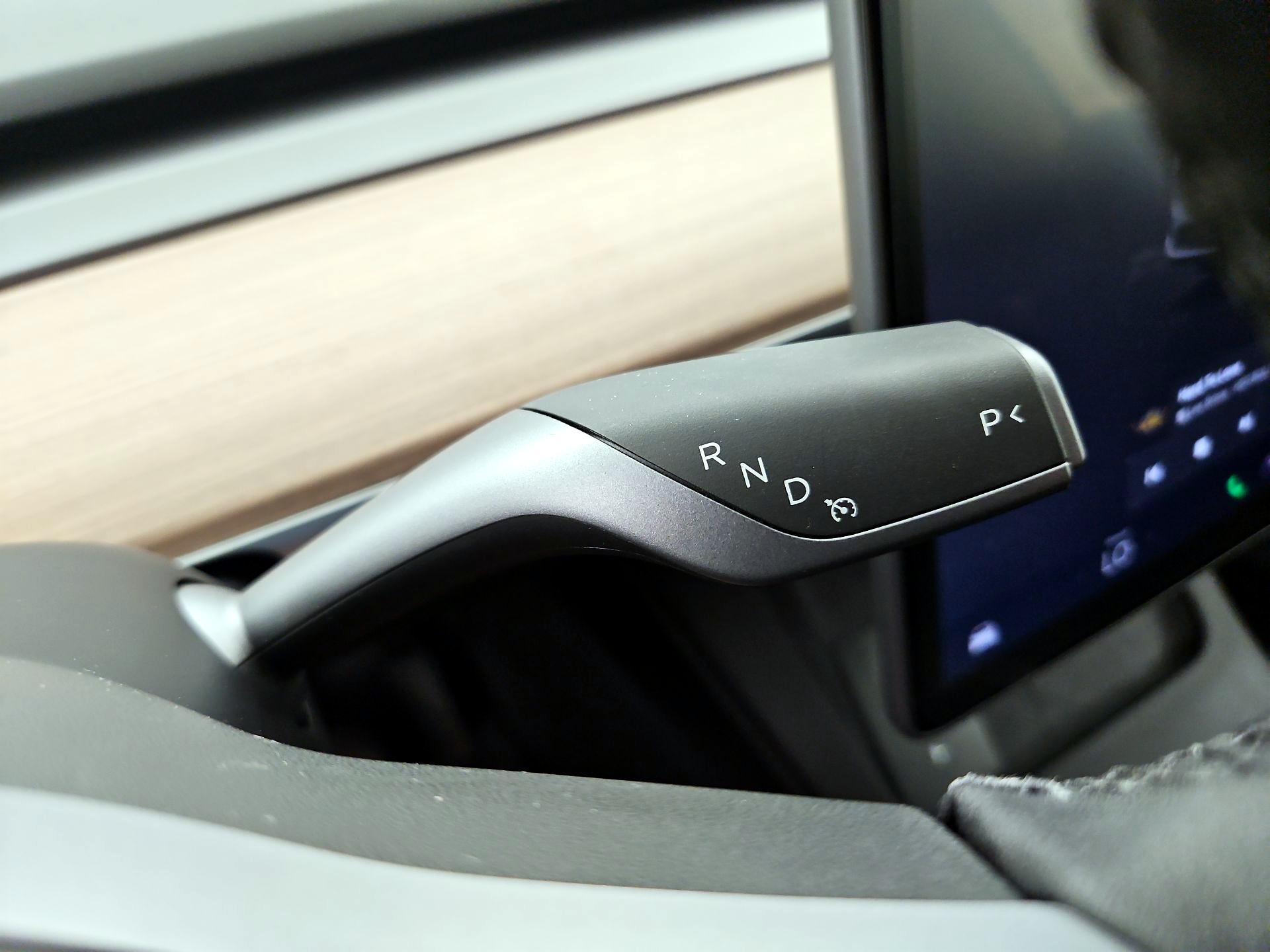 Thumbnail: 2025 Tesla Model Y - 17