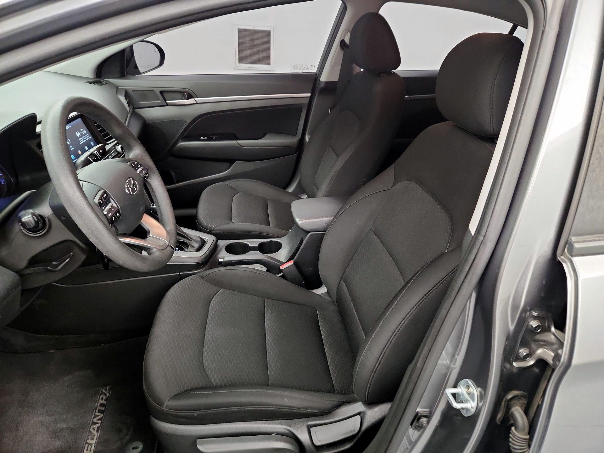 Thumbnail: 2019 Hyundai Elantra - 11
