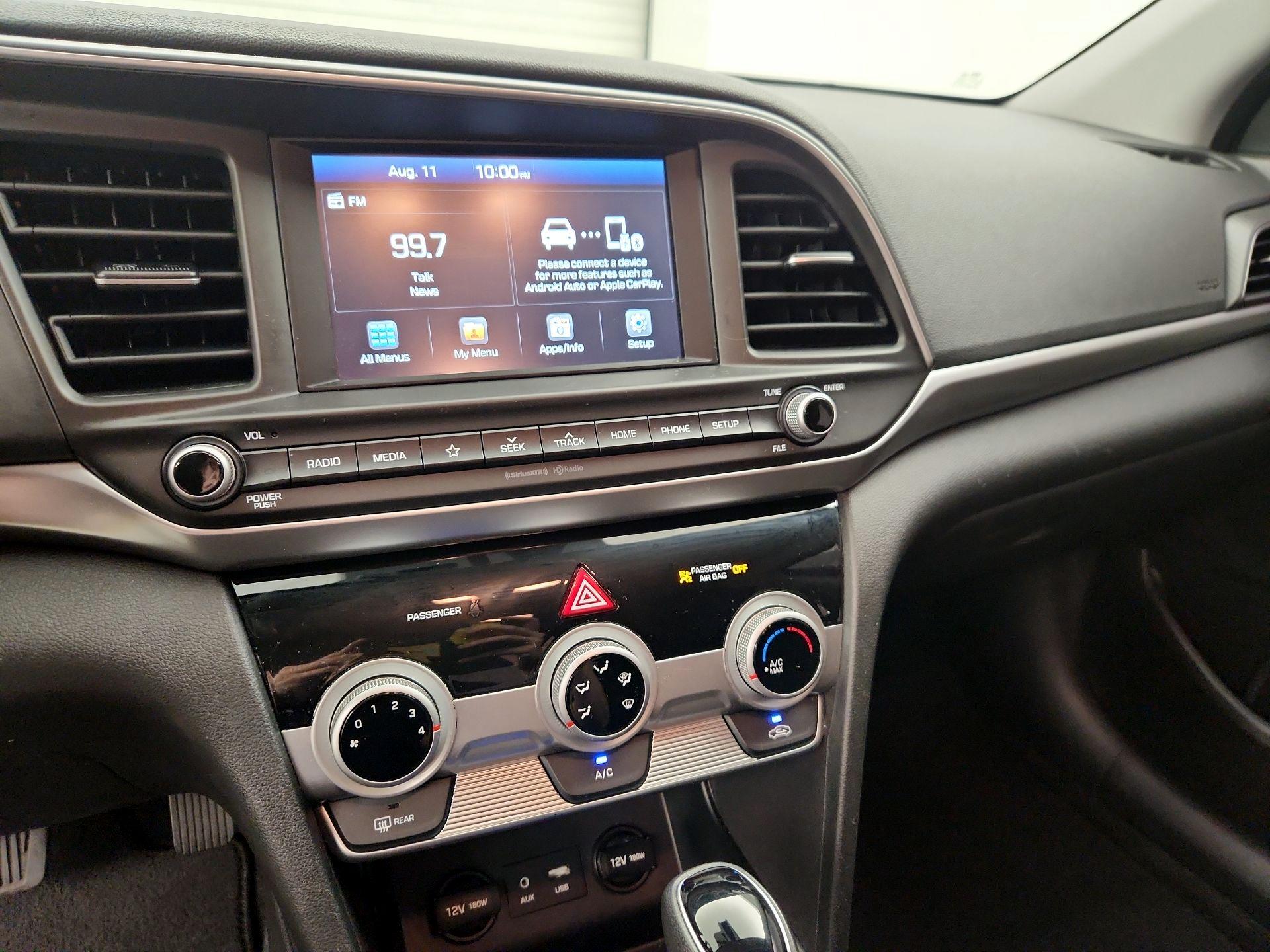 Thumbnail: 2019 Hyundai Elantra - 15