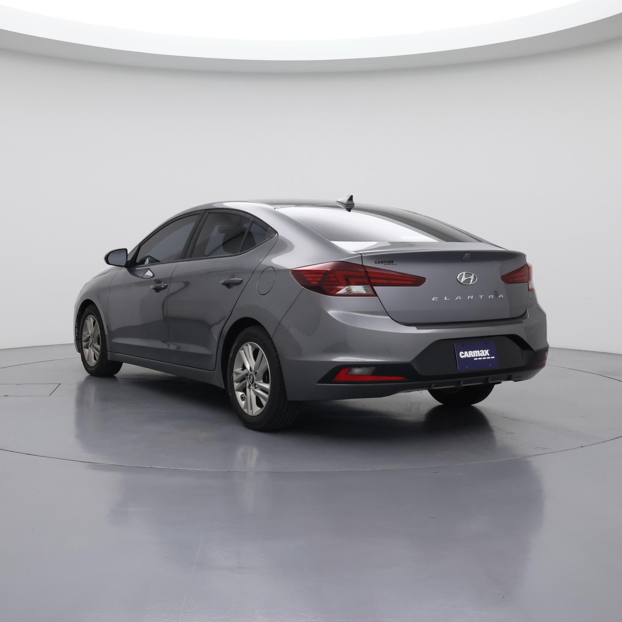 Thumbnail: 2019 Hyundai Elantra - 2