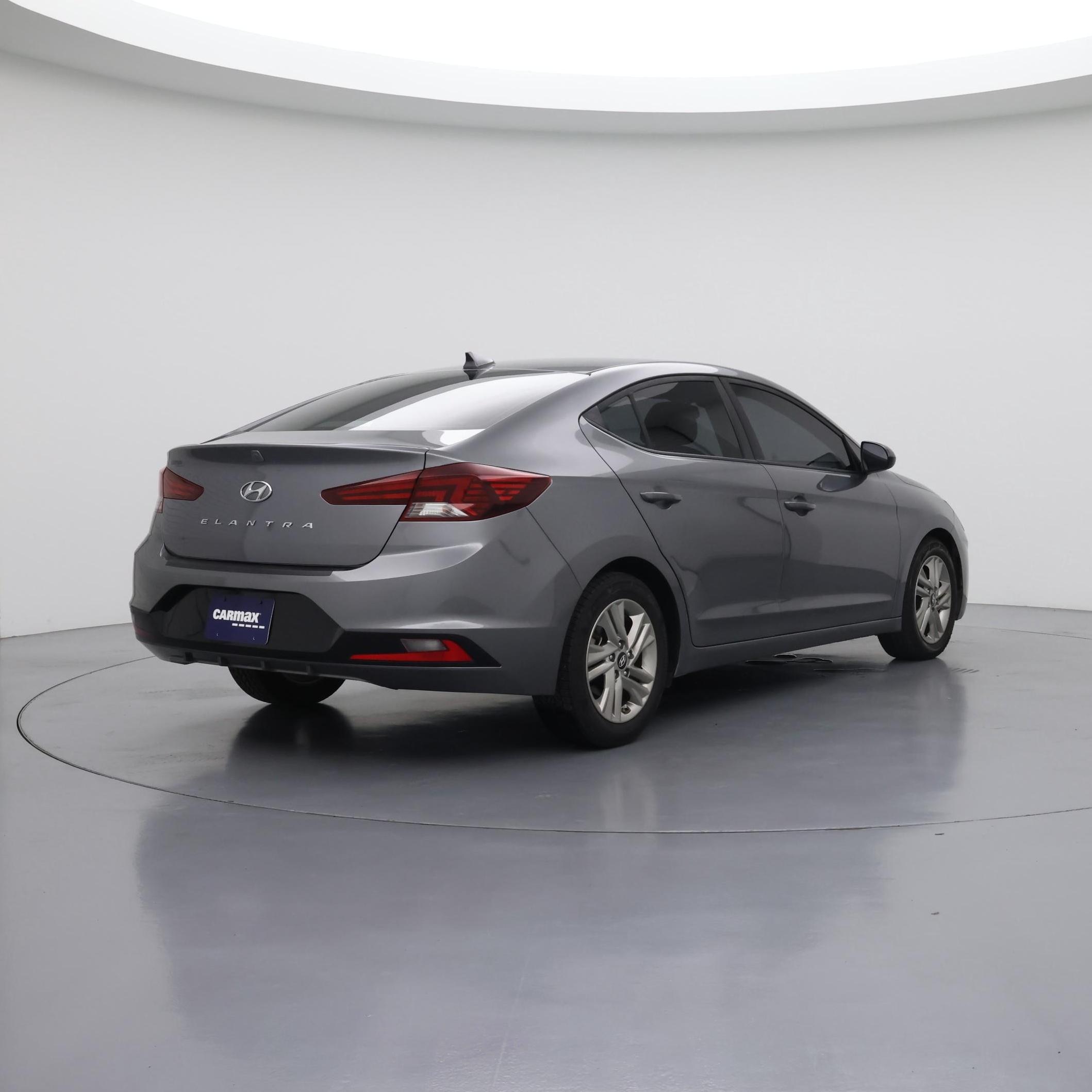 Thumbnail: 2019 Hyundai Elantra - 8