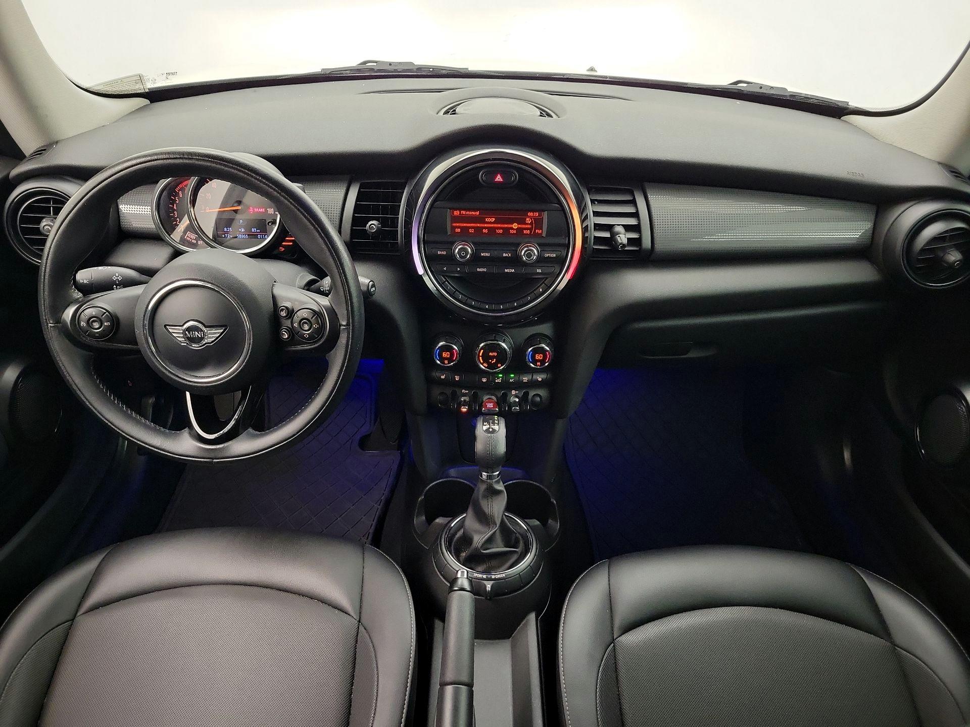 Thumbnail: 2015 MINI Cooper Hardtop - 9