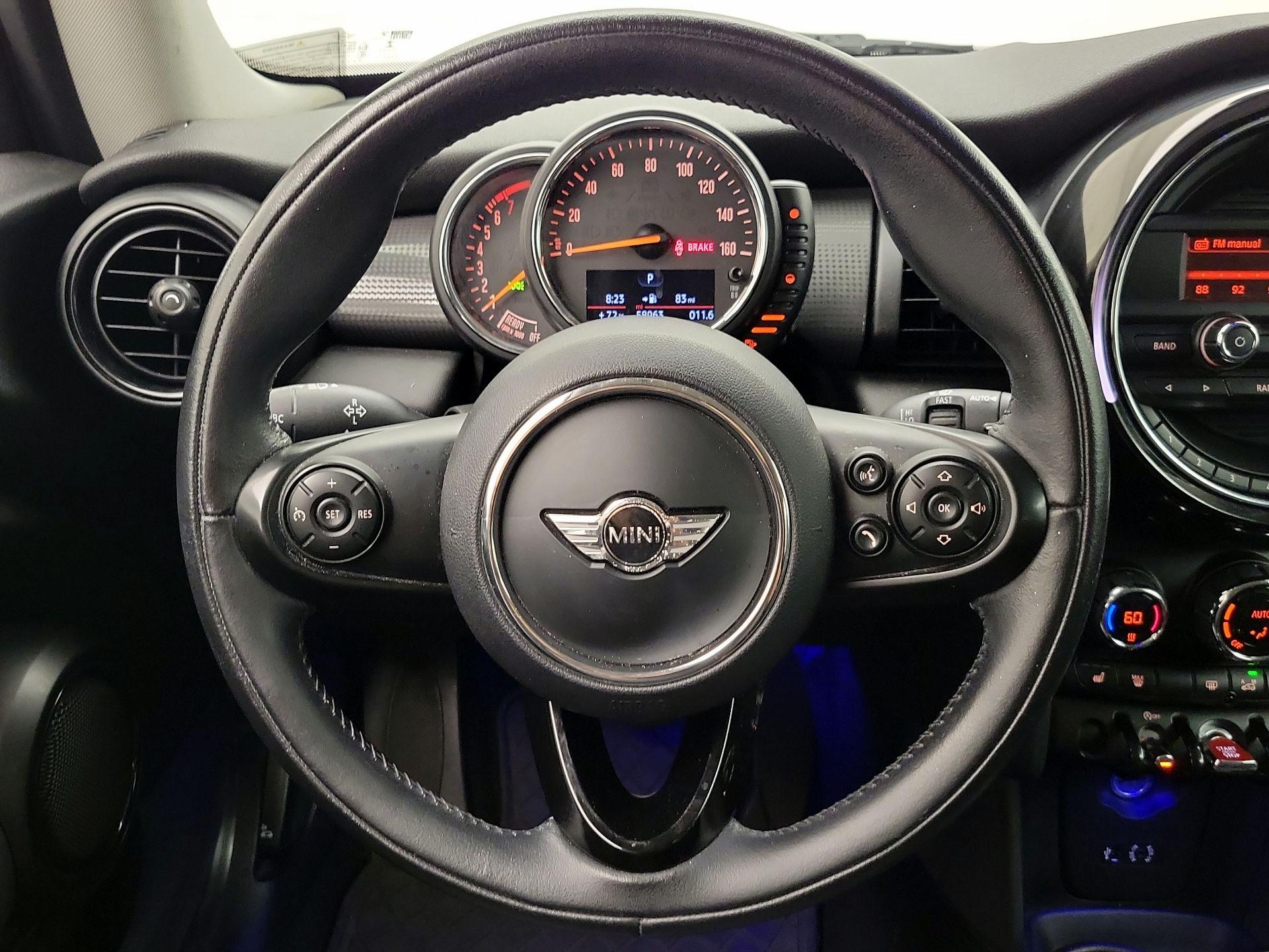 Thumbnail: 2015 MINI Cooper Hardtop - 10
