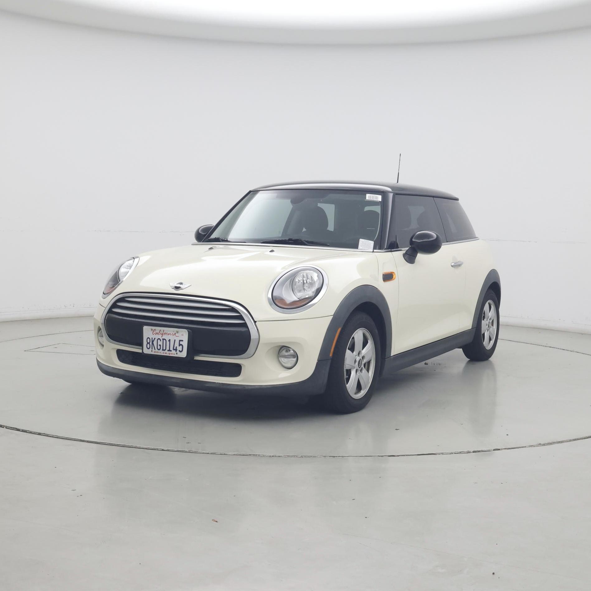 Thumbnail: 2015 MINI Cooper Hardtop - 4