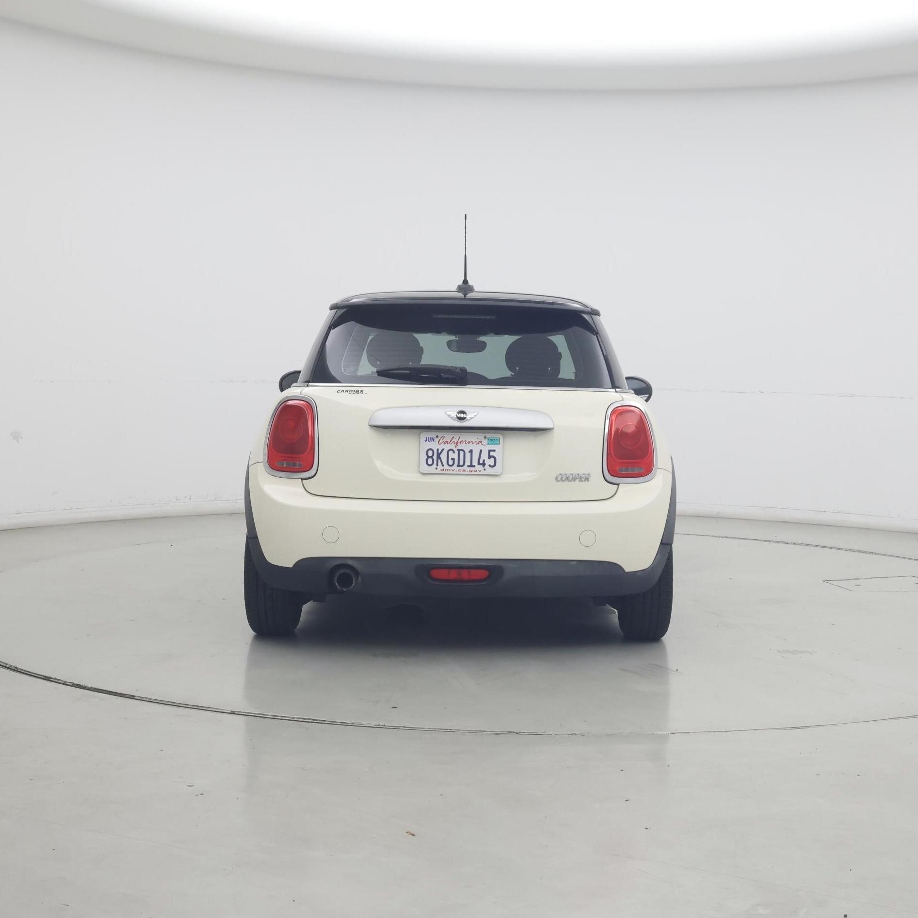 Thumbnail: 2015 MINI Cooper Hardtop - 6