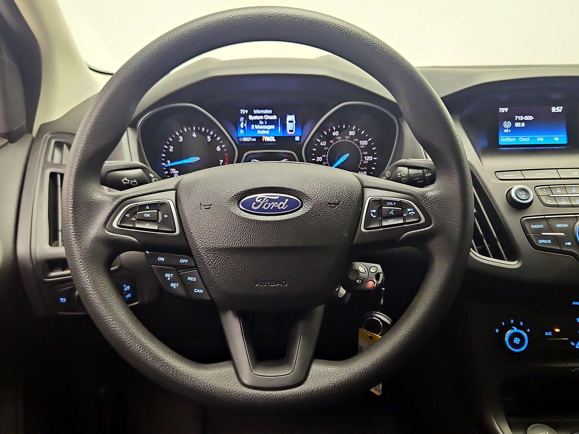 Thumbnail: 2018 Ford Focus - 10