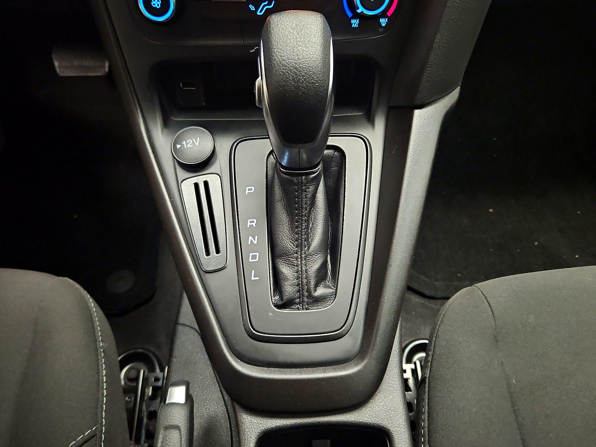 Thumbnail: 2018 Ford Focus - 17