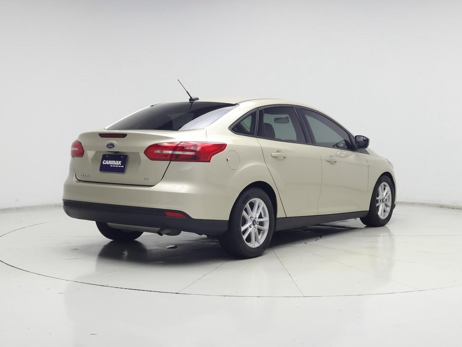 2018 Ford Focus SE - Photo 9