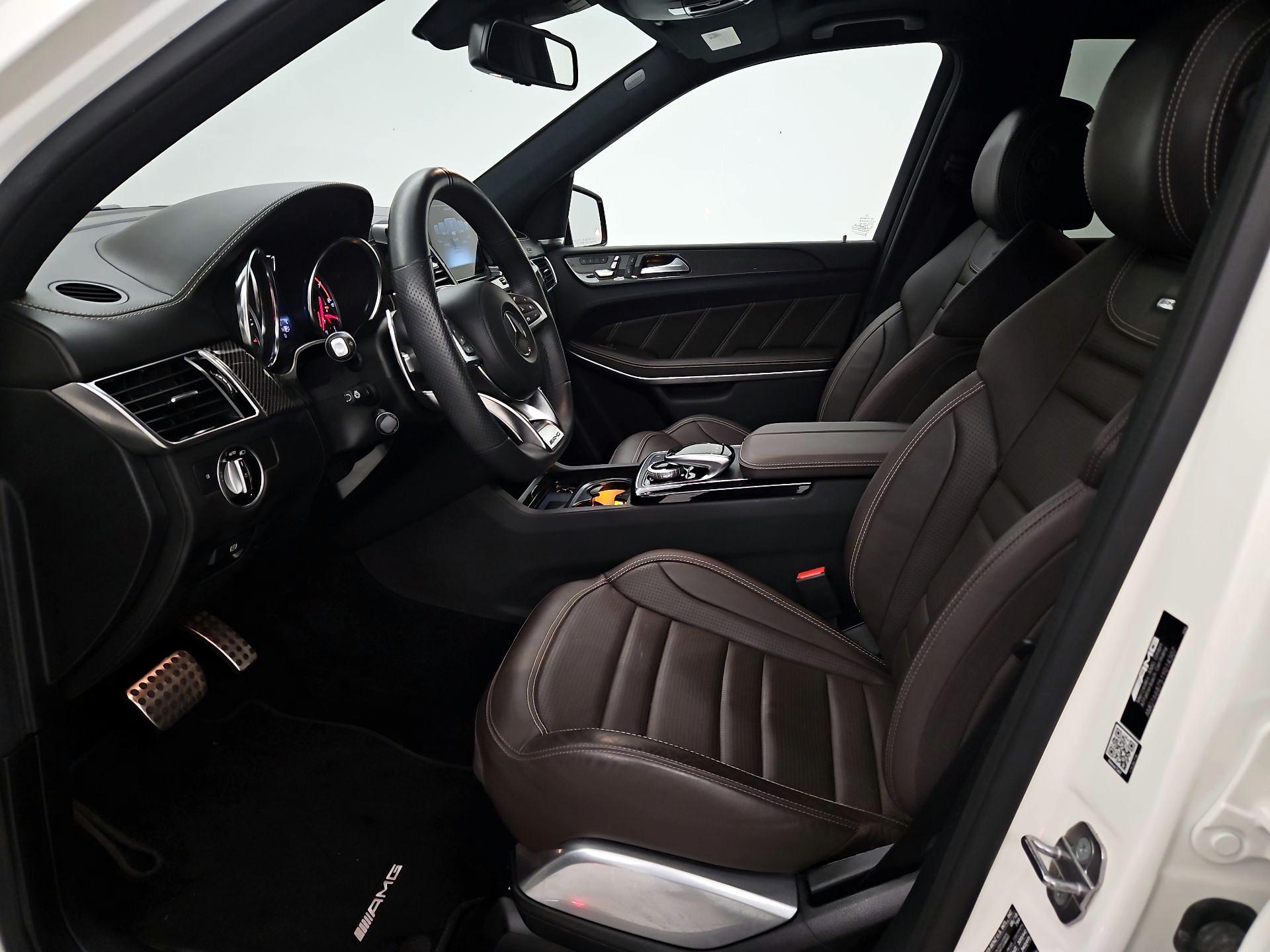 Thumbnail: 2019 Mercedes-Benz GL-Class - 11