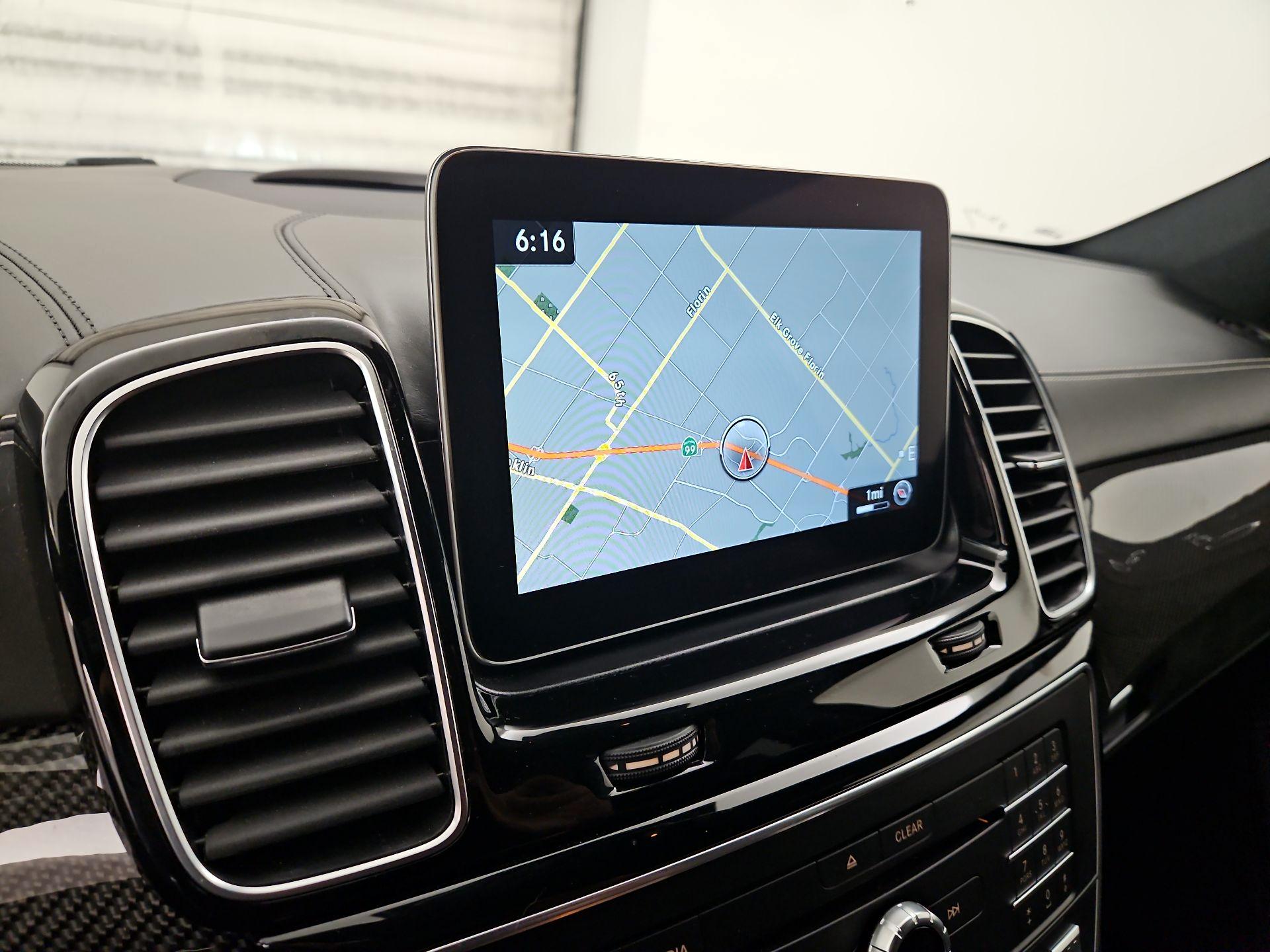 Thumbnail: 2019 Mercedes-Benz GL-Class - 14