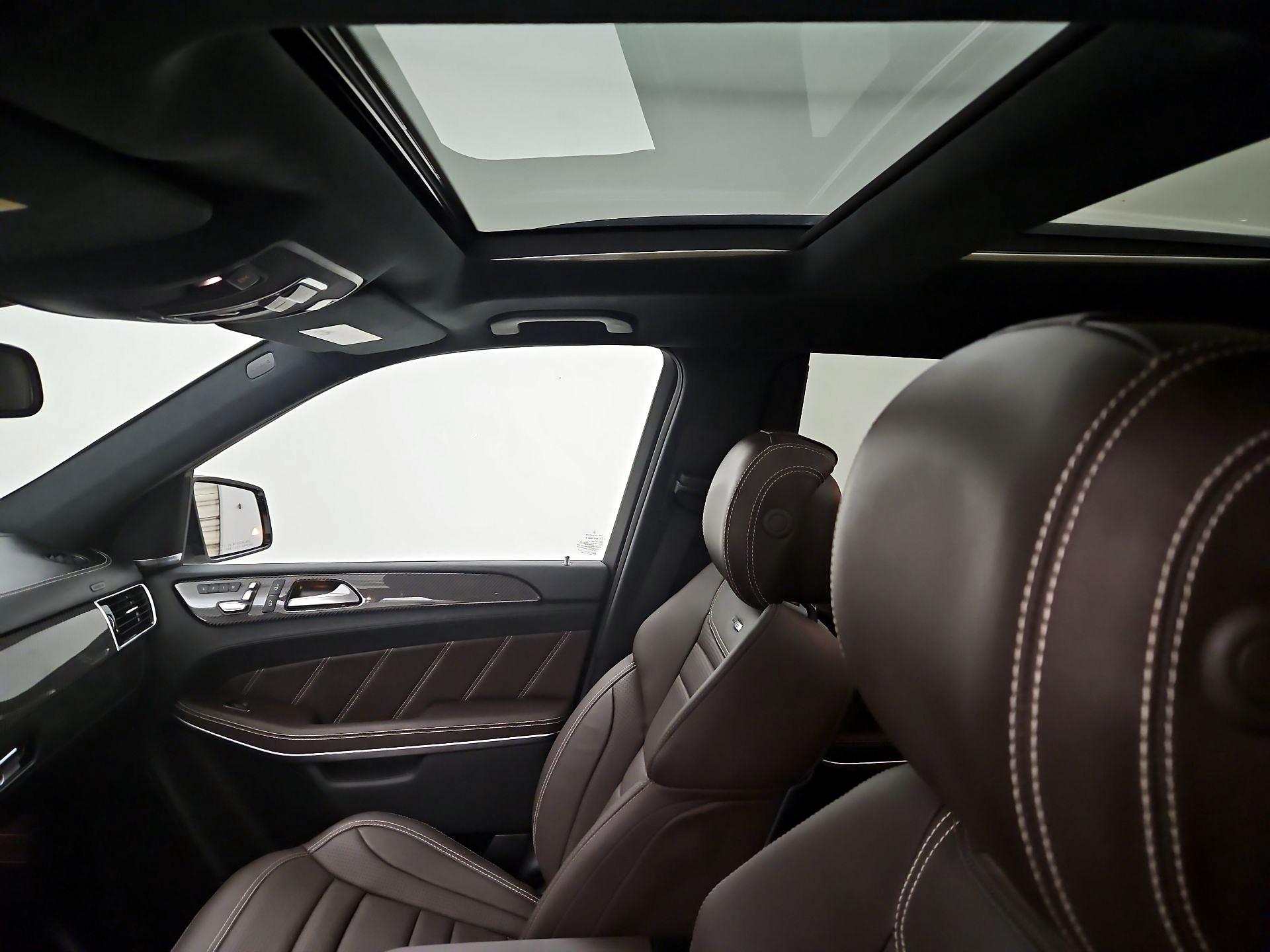 Thumbnail: 2019 Mercedes-Benz GL-Class - 20