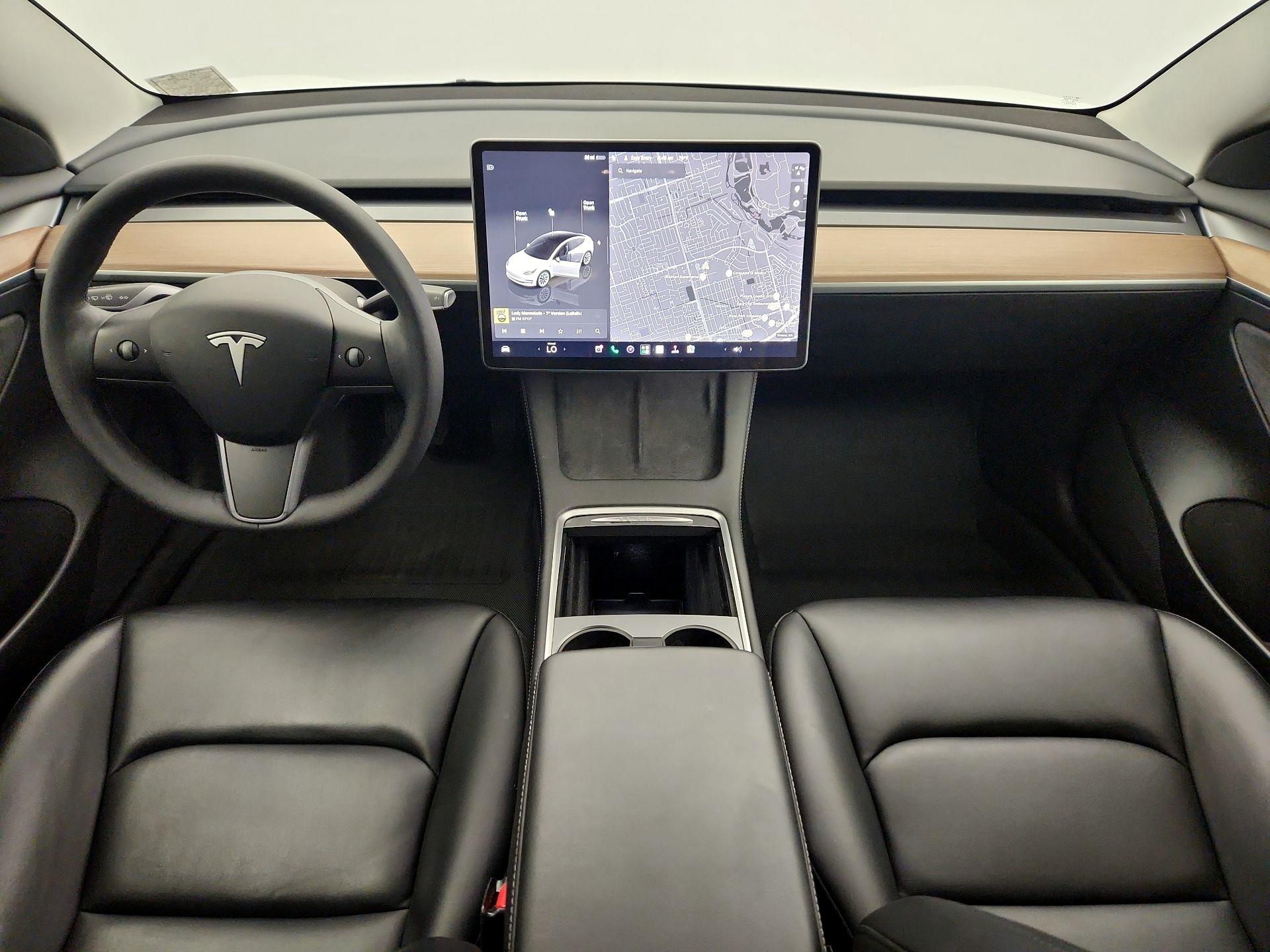 Thumbnail: 2023 Tesla Model 3 - 9