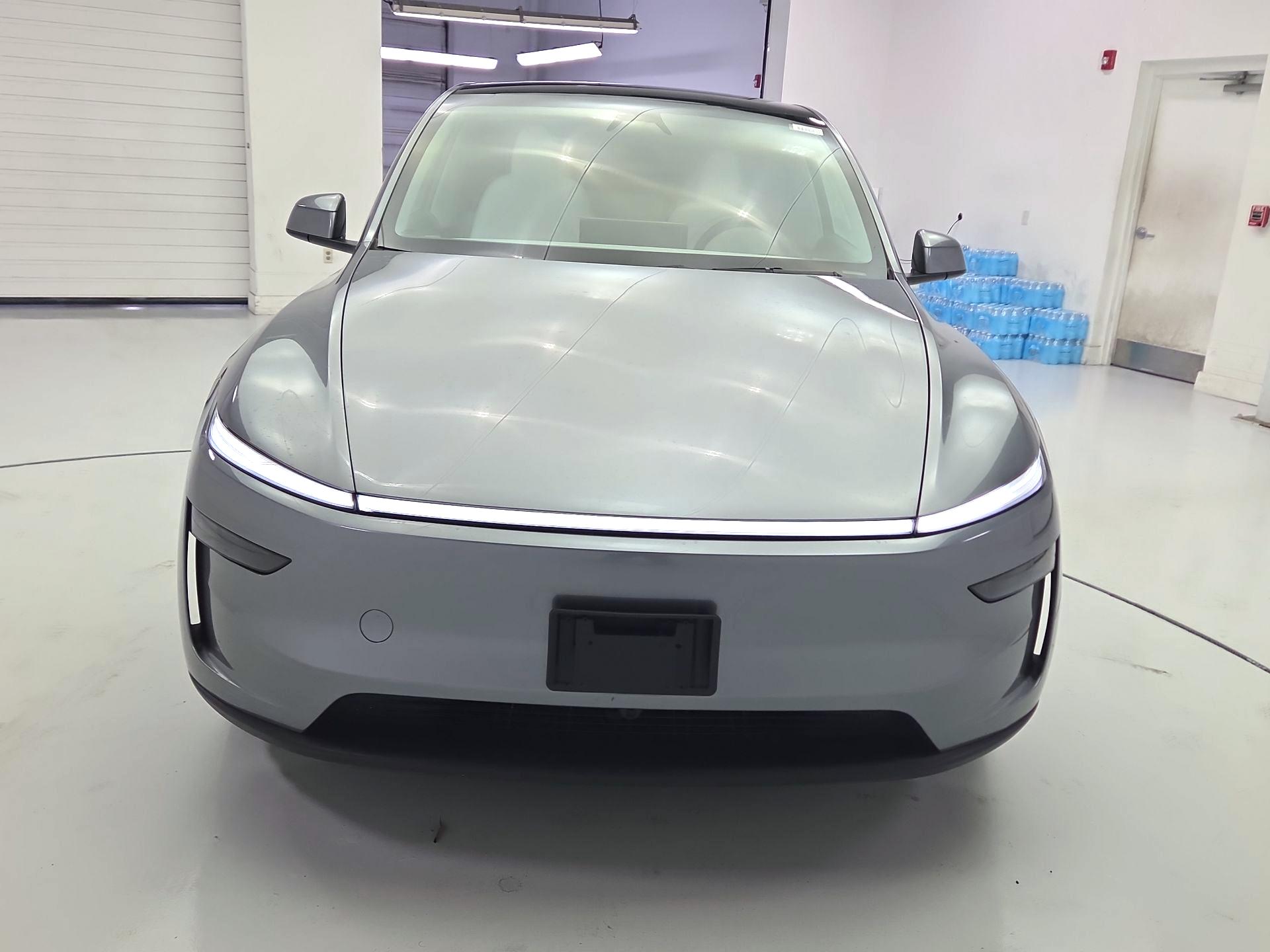 Thumbnail: 2026 Tesla Model Y - 2