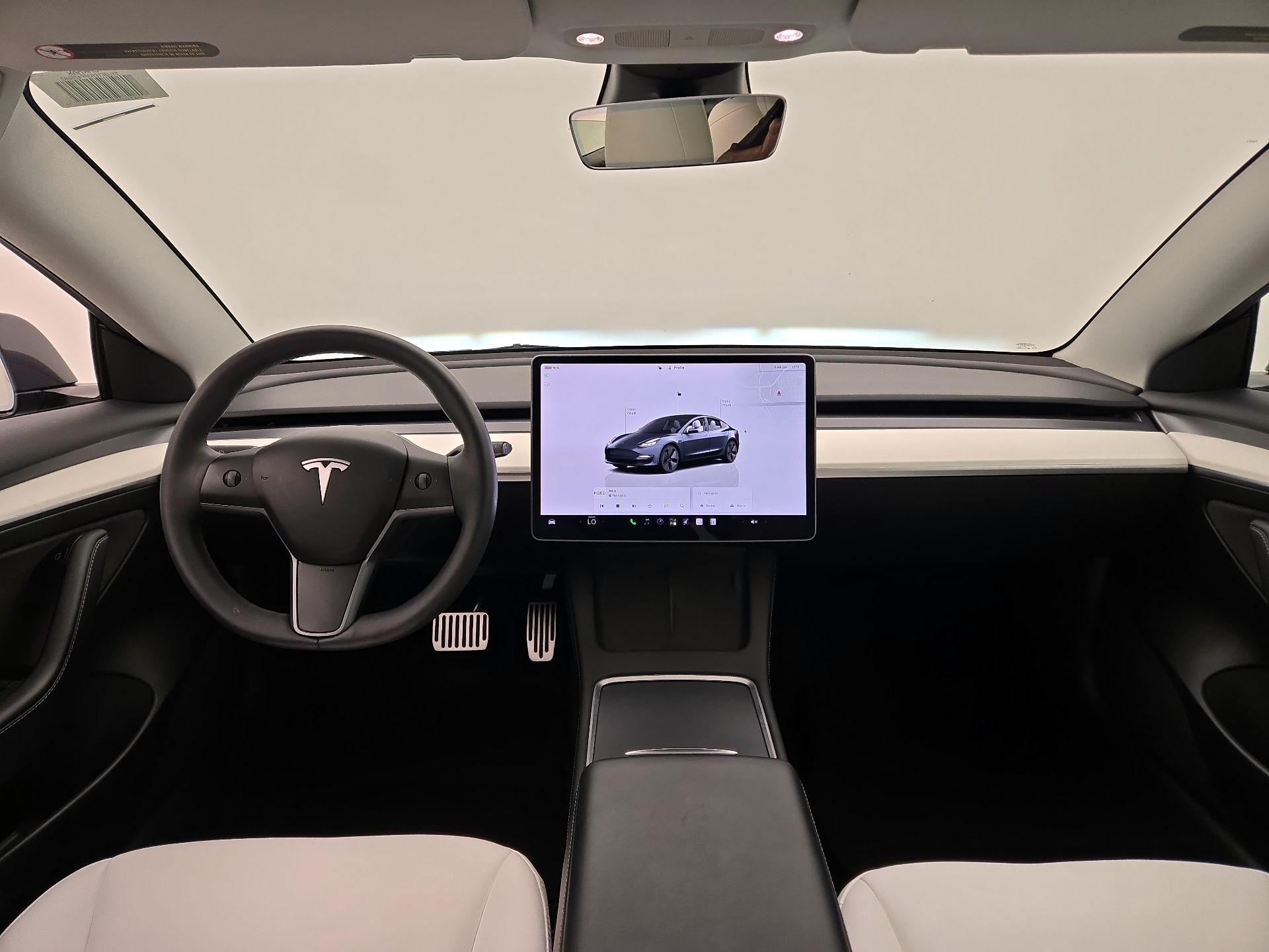 Thumbnail: 2023 Tesla Model 3 - 9