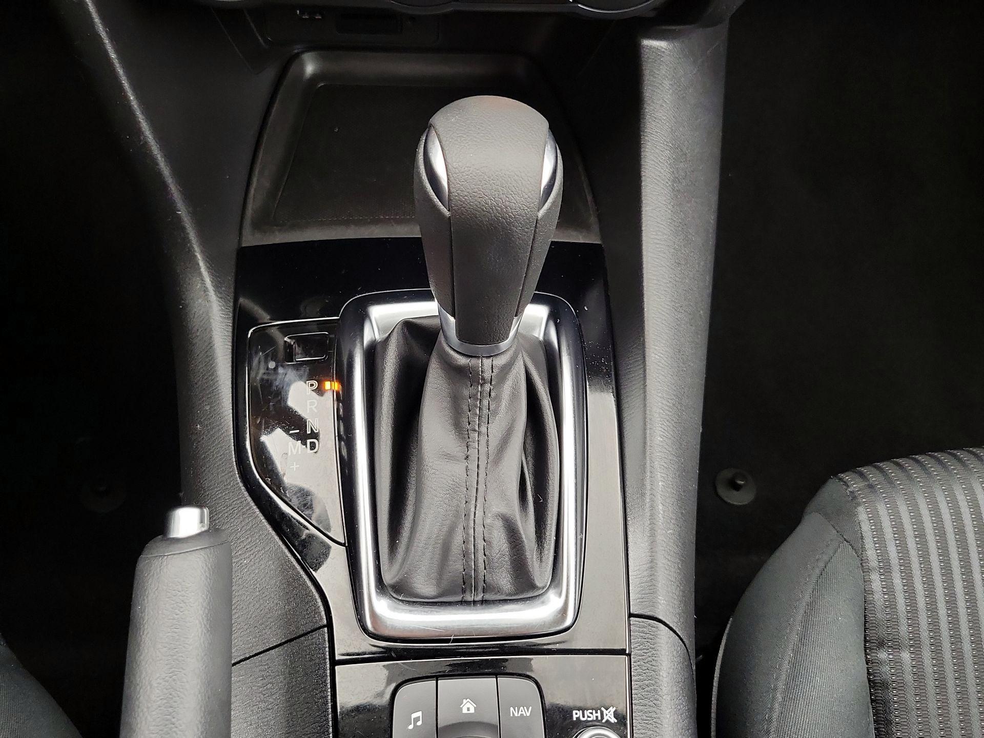 Thumbnail: 2016 Mazda Mazda3 - 17