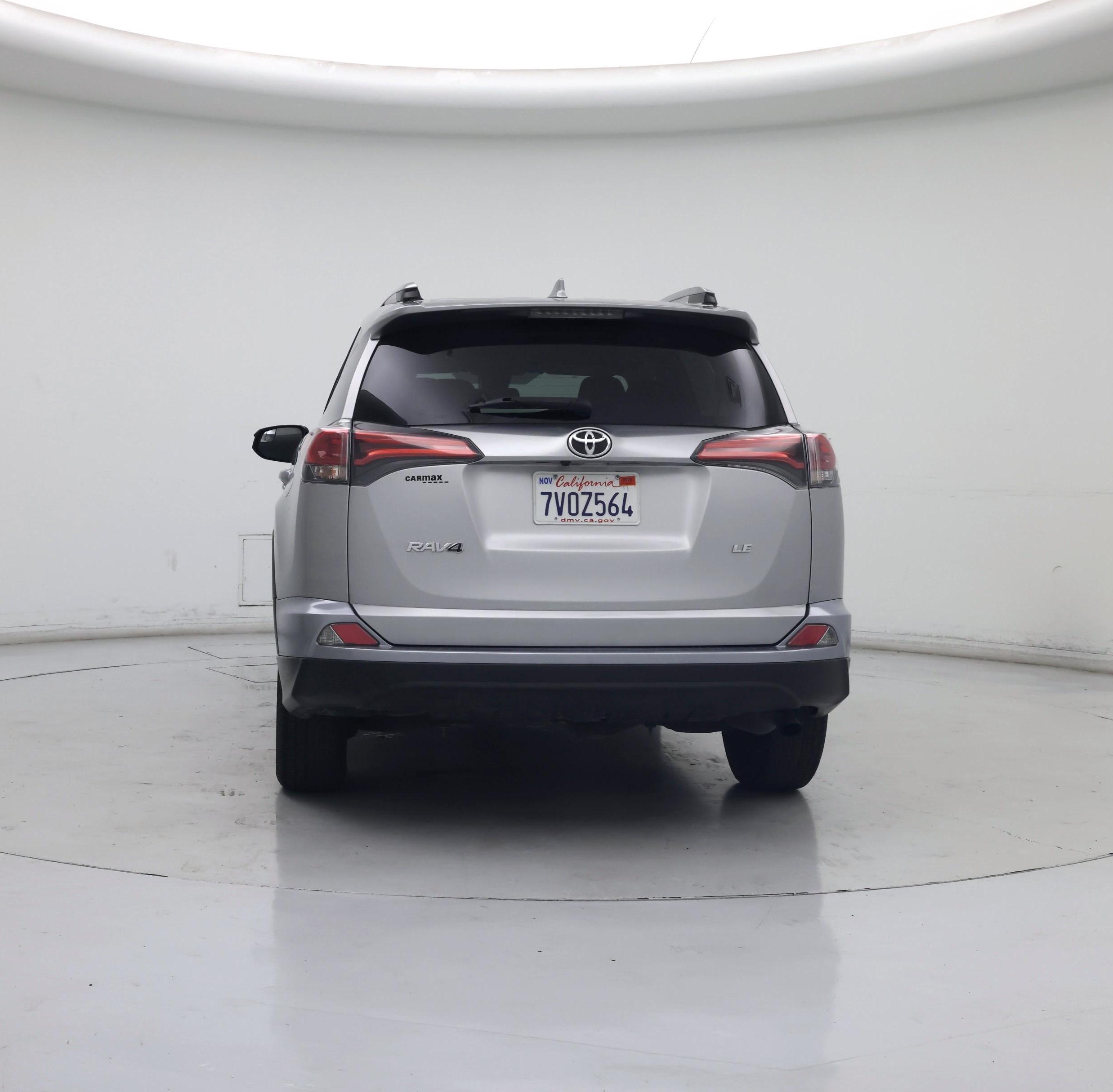 Thumbnail: 2017 Toyota RAV4 - 6