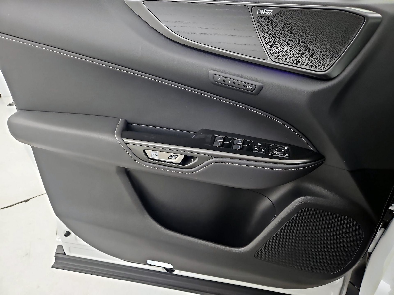 2024 Lexus NX Hybrid 350h - Photo 13