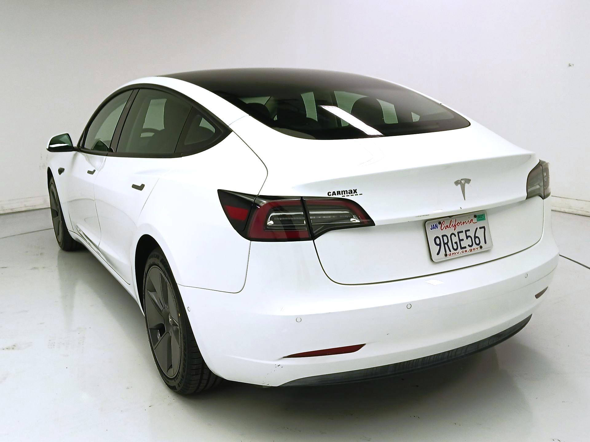 Thumbnail: 2022 Tesla Model 3 - 7