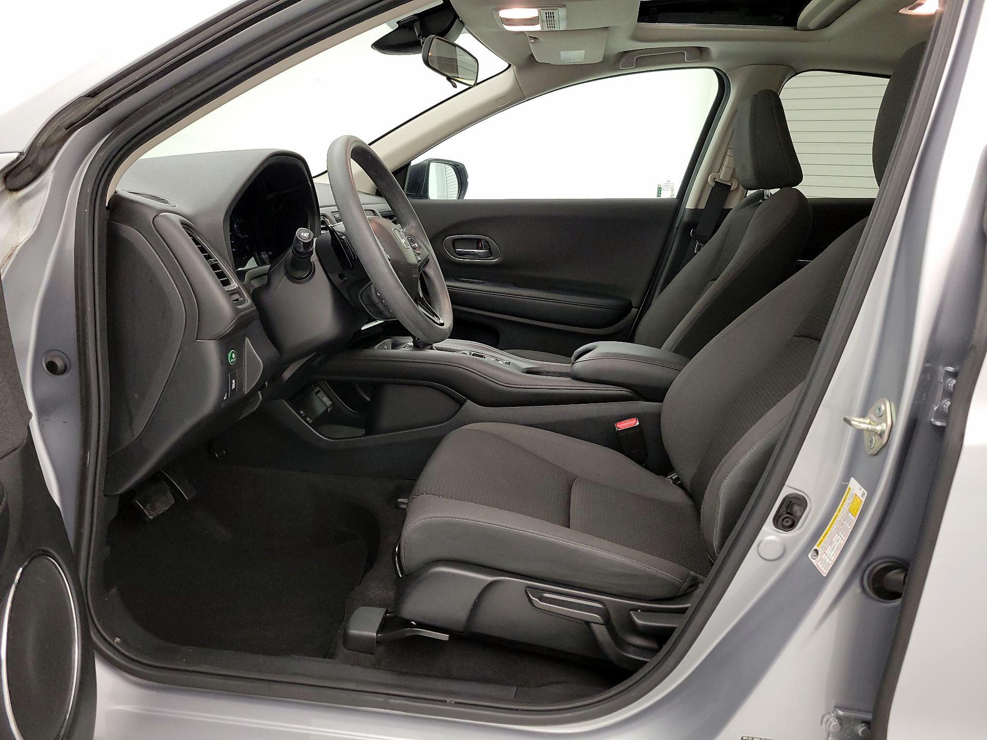 Thumbnail: 2019 Honda HR-V - 11