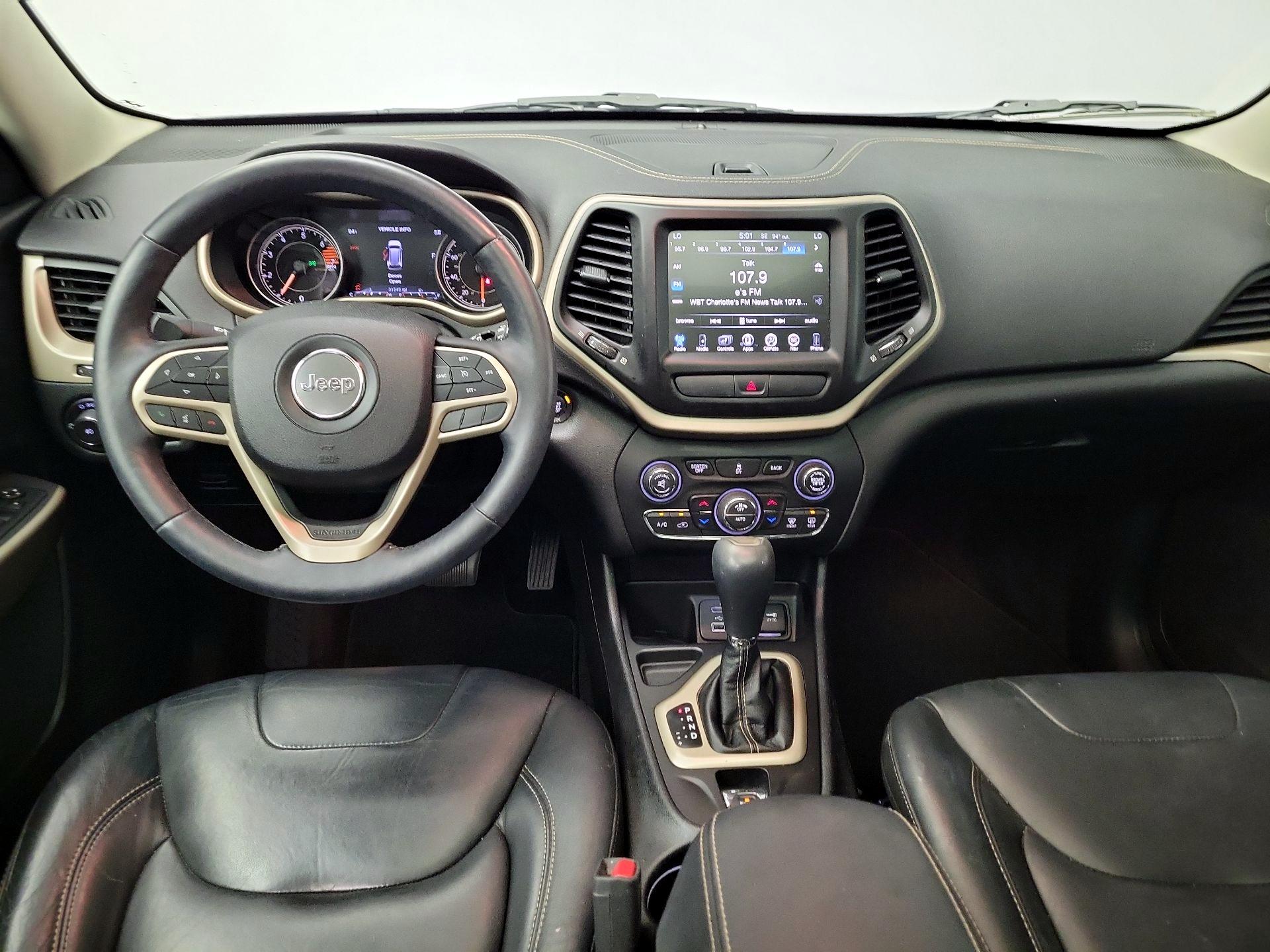 Thumbnail: 2017 Jeep Cherokee - 9