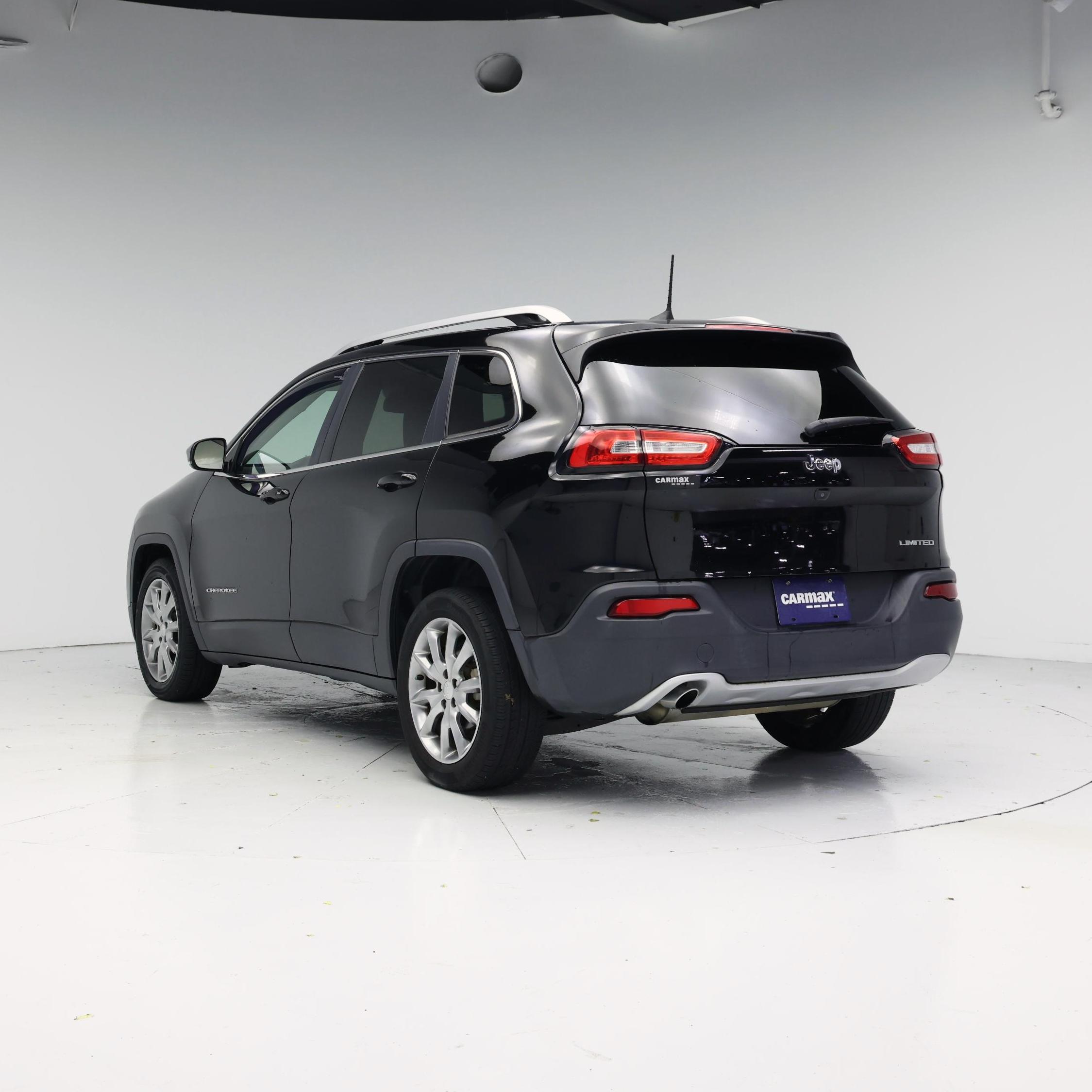 Thumbnail: 2017 Jeep Cherokee - 2