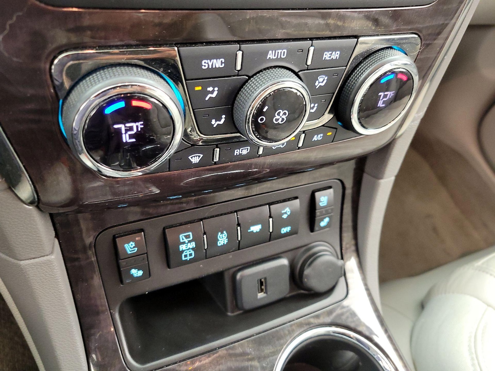 2015 Buick Enclave Premium - Photo 18