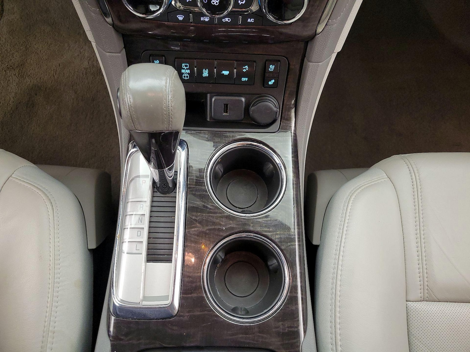 2015 Buick Enclave Premium - Photo 19