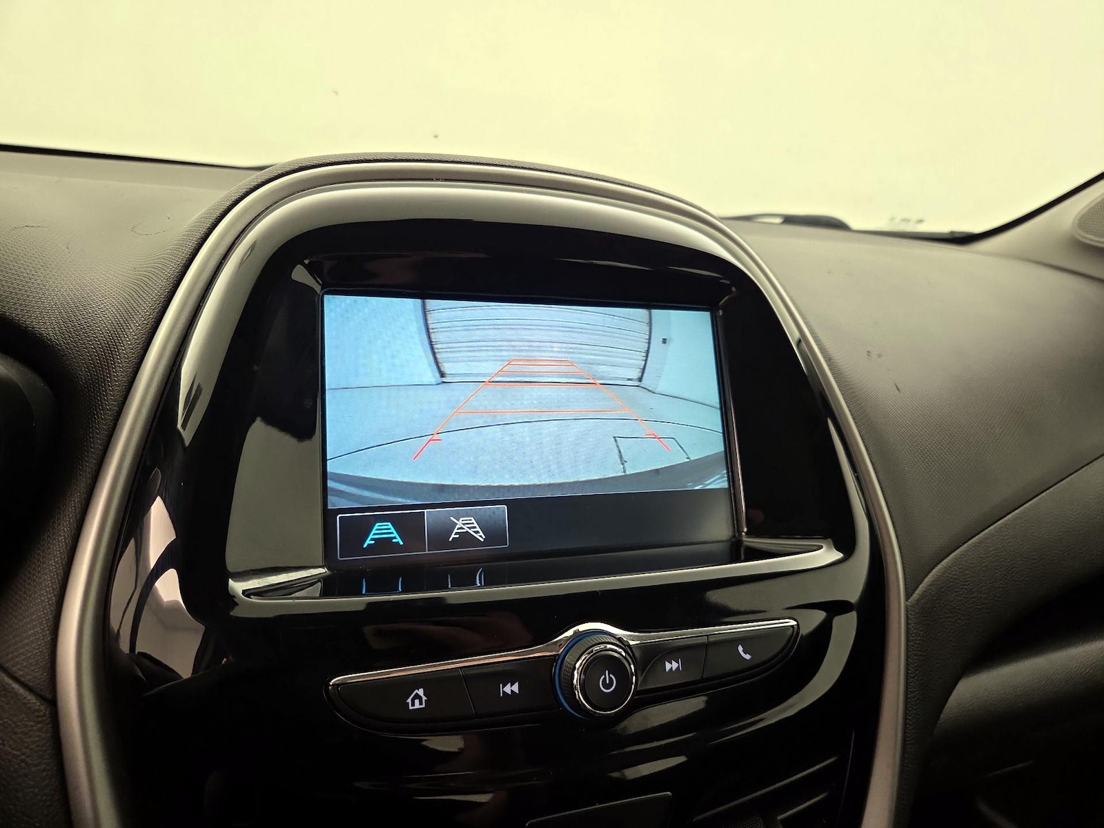 2017 Chevrolet Spark LS - Photo 15