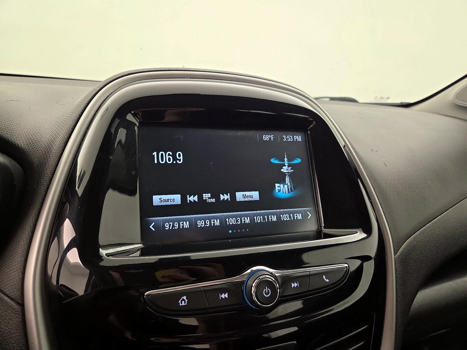 2017 Chevrolet Spark LS - Photo 16