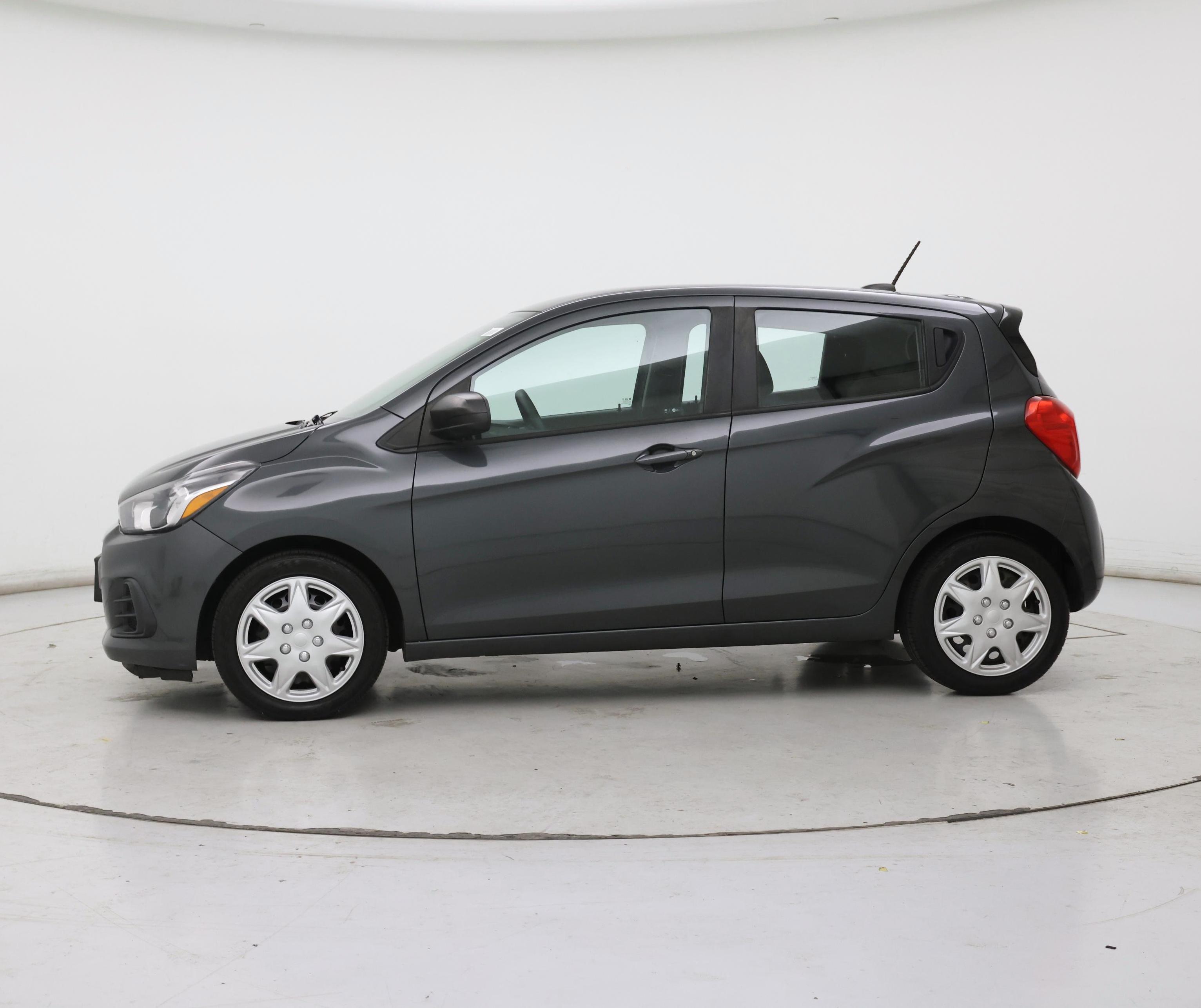 Thumbnail: 2017 Chevrolet Spark - 3