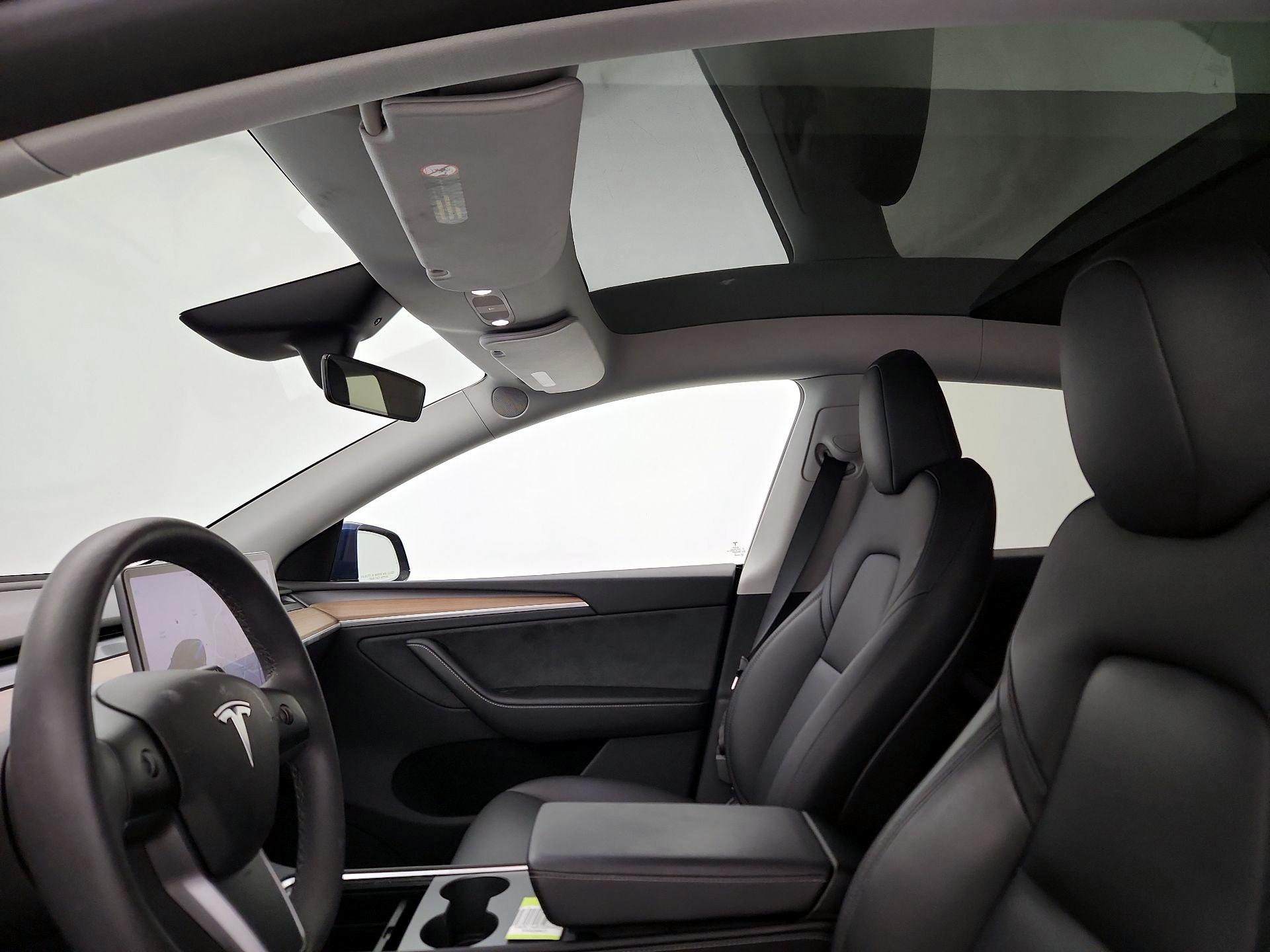 Thumbnail: 2023 Tesla Model Y - 18