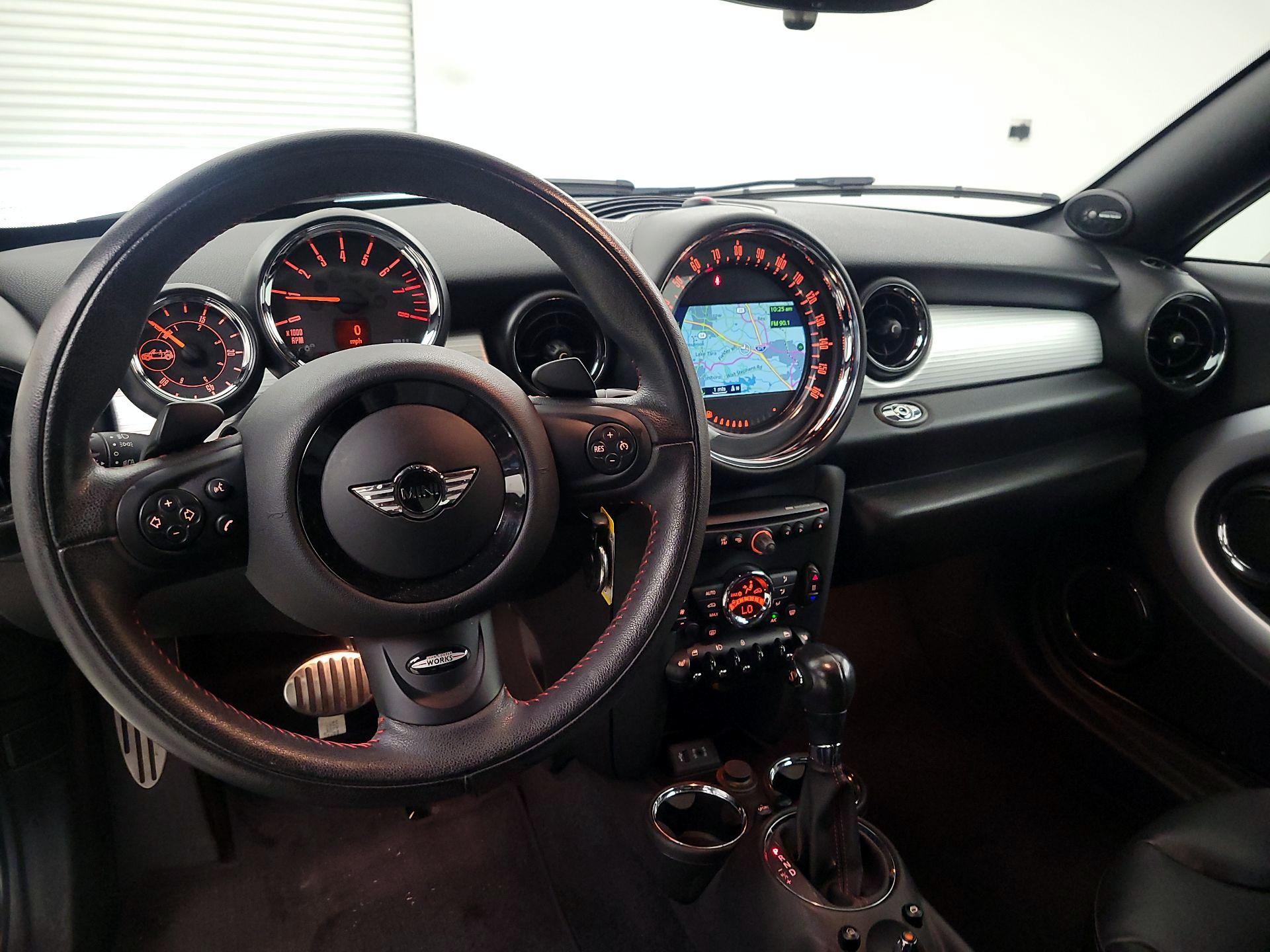 Thumbnail: 2015 MINI Cooper Roadster - 9