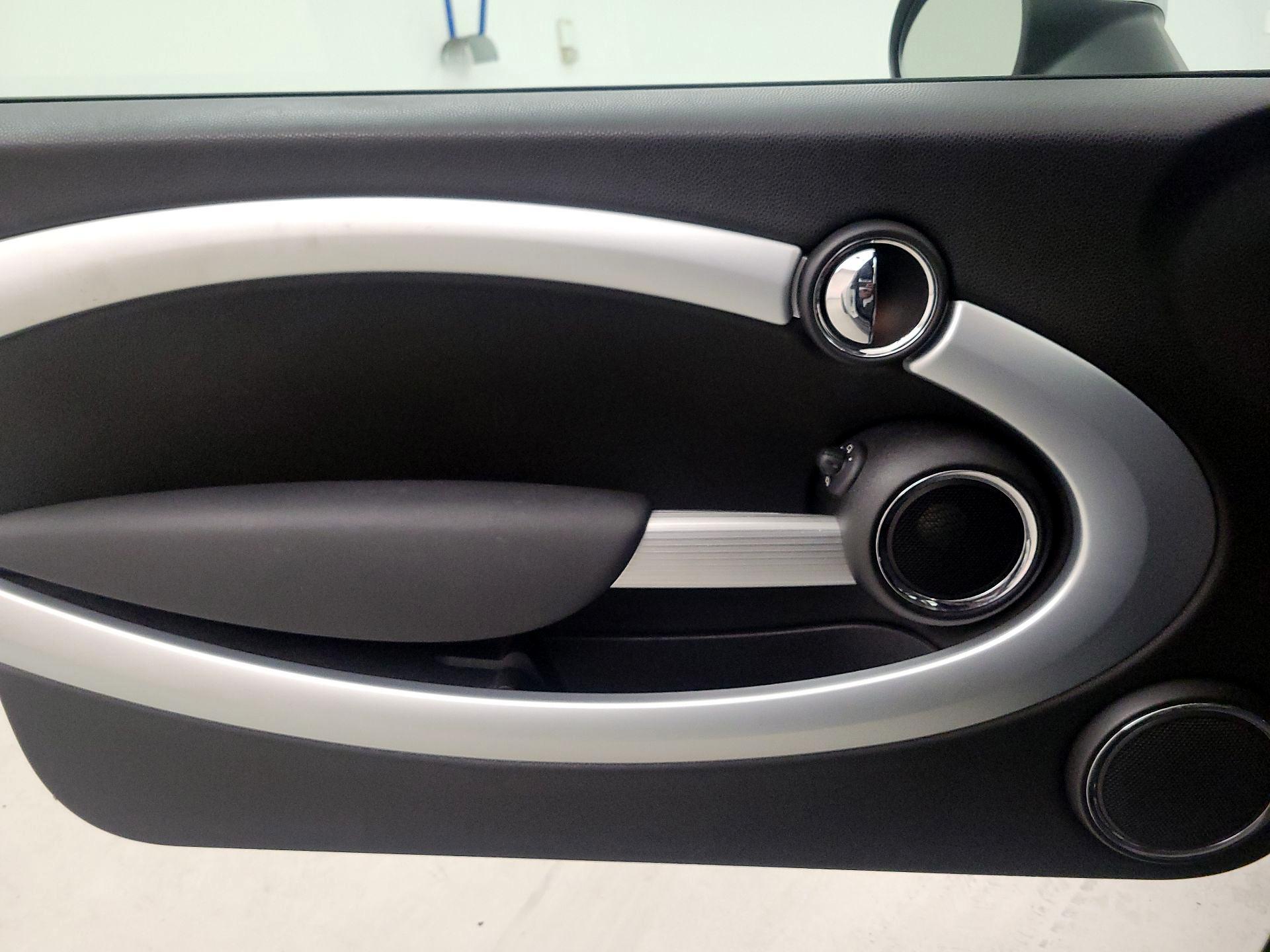 Thumbnail: 2015 MINI Cooper Roadster - 12